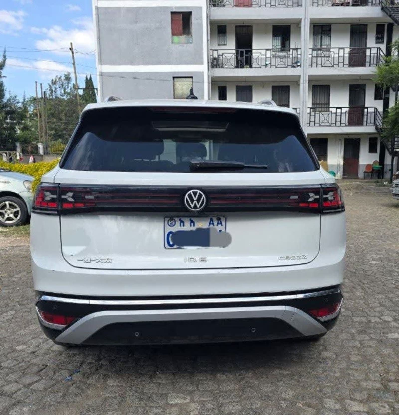 2024 Volkswagen ID.6 Crozz Pro — photo 3
