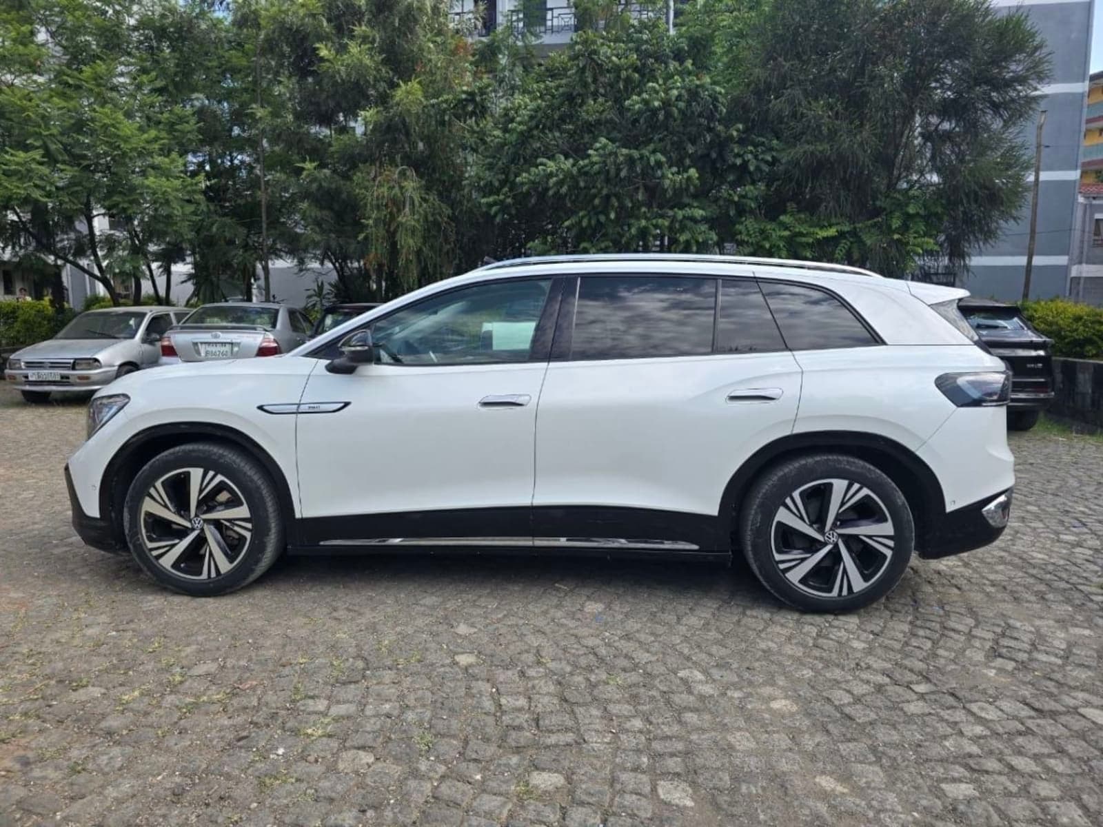 2024 Volkswagen ID.6 Crozz Pro — photo 6