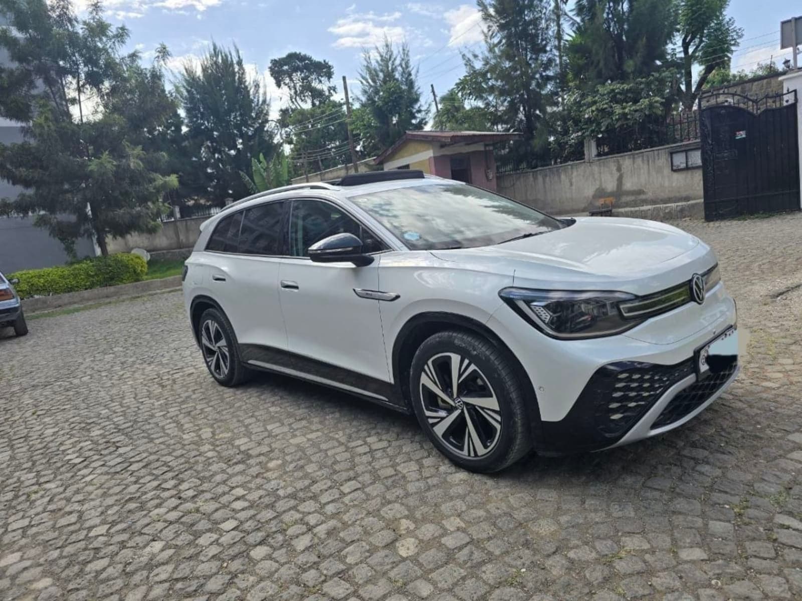 2024 VOLKSWAGEN ID.6 Crozz Pro EV — photo 5