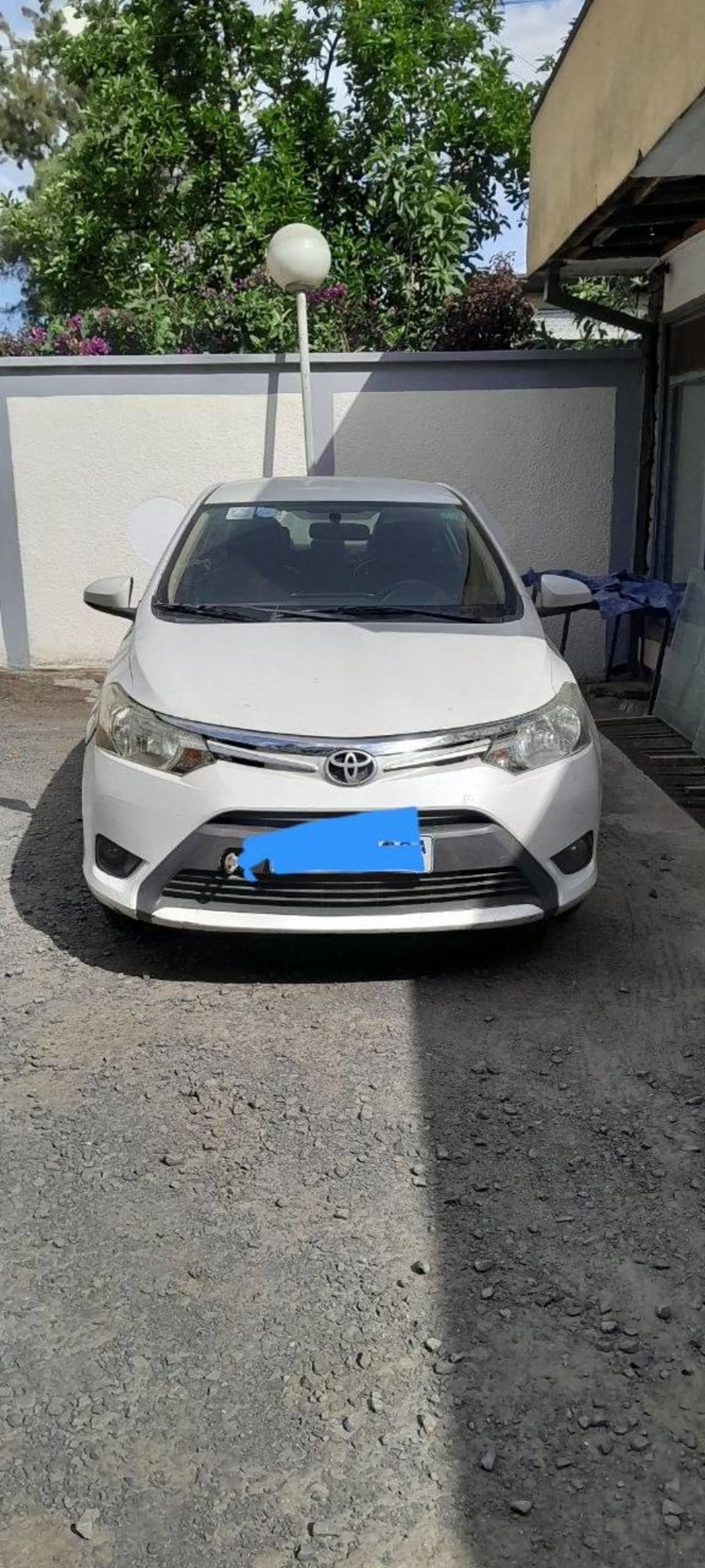 2016 Toyota Yaris — photo 3
