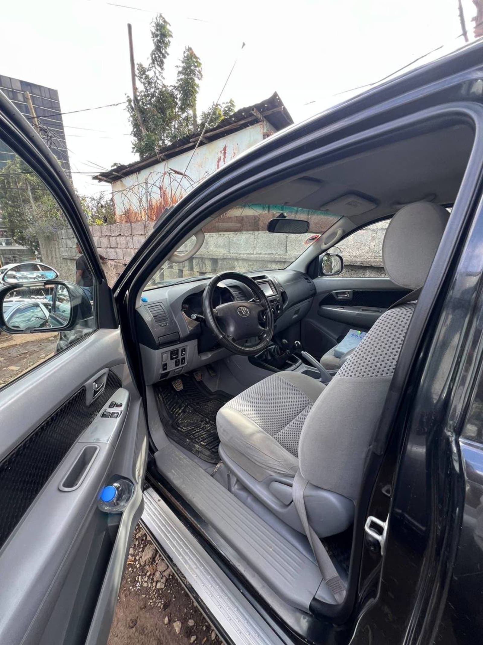 2010 Toyota Hilux Single Cab — photo 2