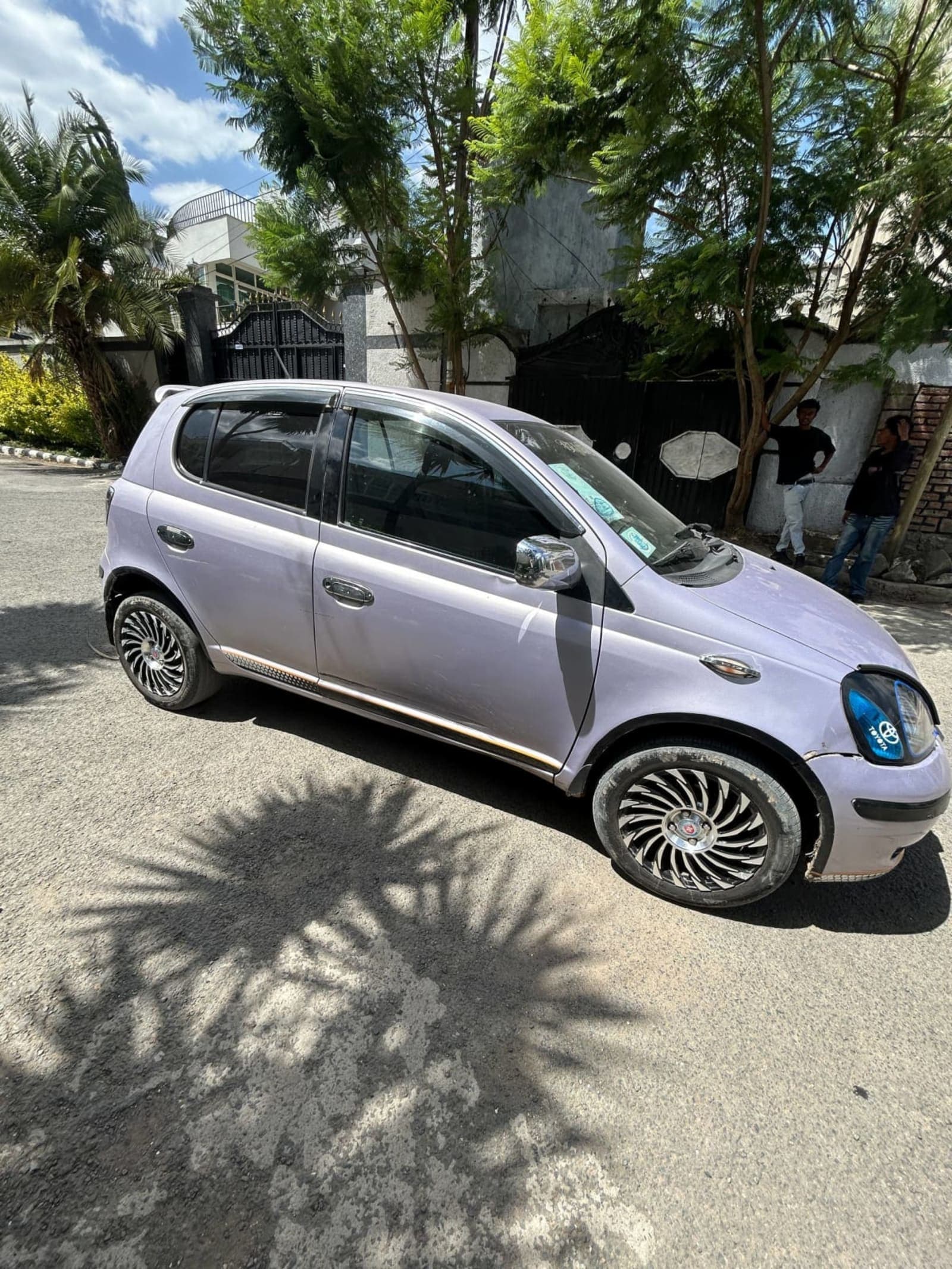 2004 Toyota Vitz — photo 3