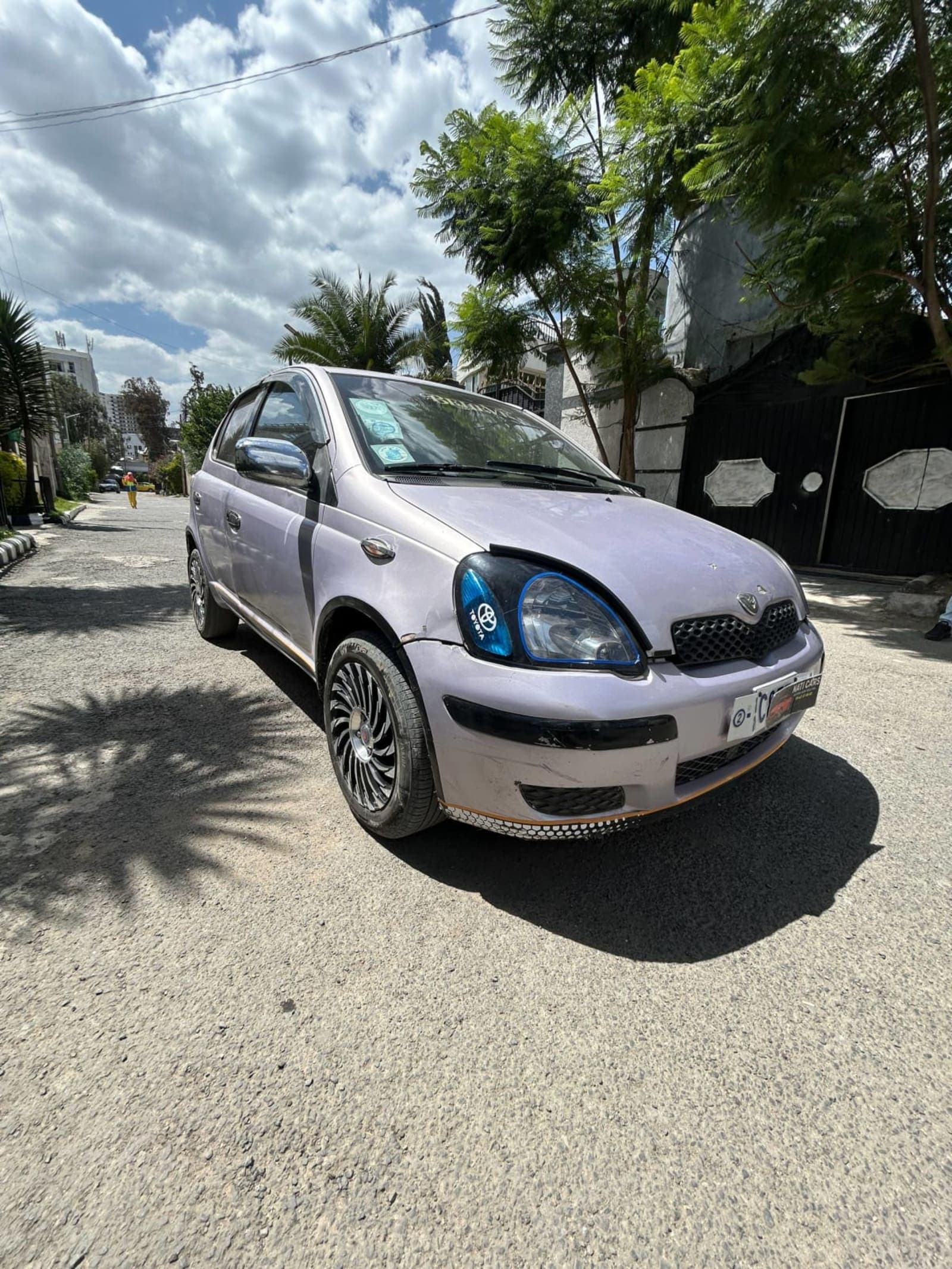2004 Toyota Vitz — photo 5