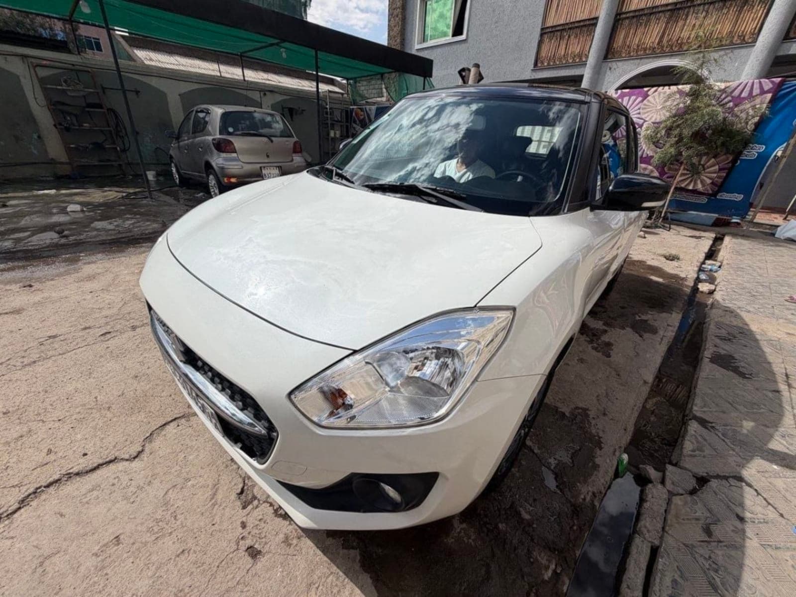 2022 Suzuki Swift — photo 3