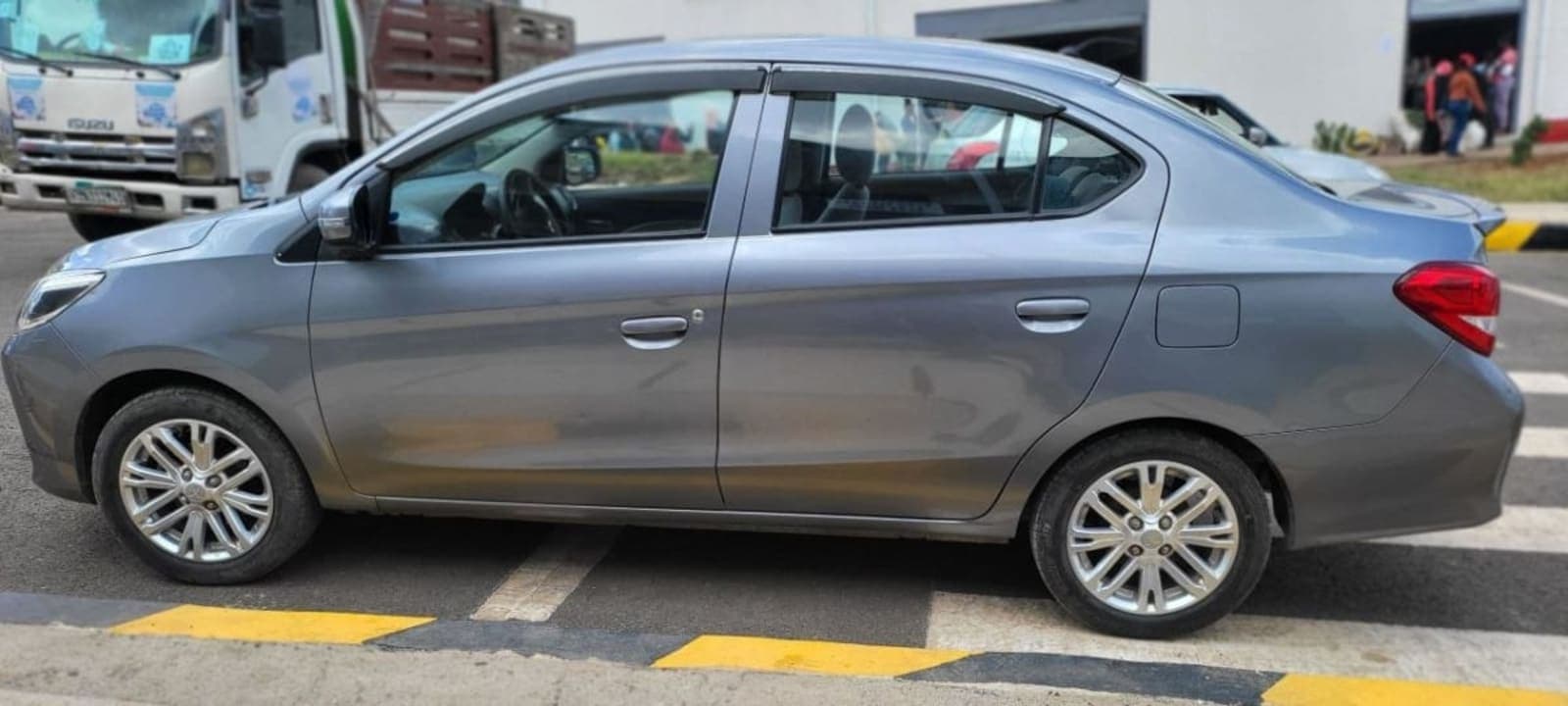 2022 Mitsubishi Attrage — photo 3