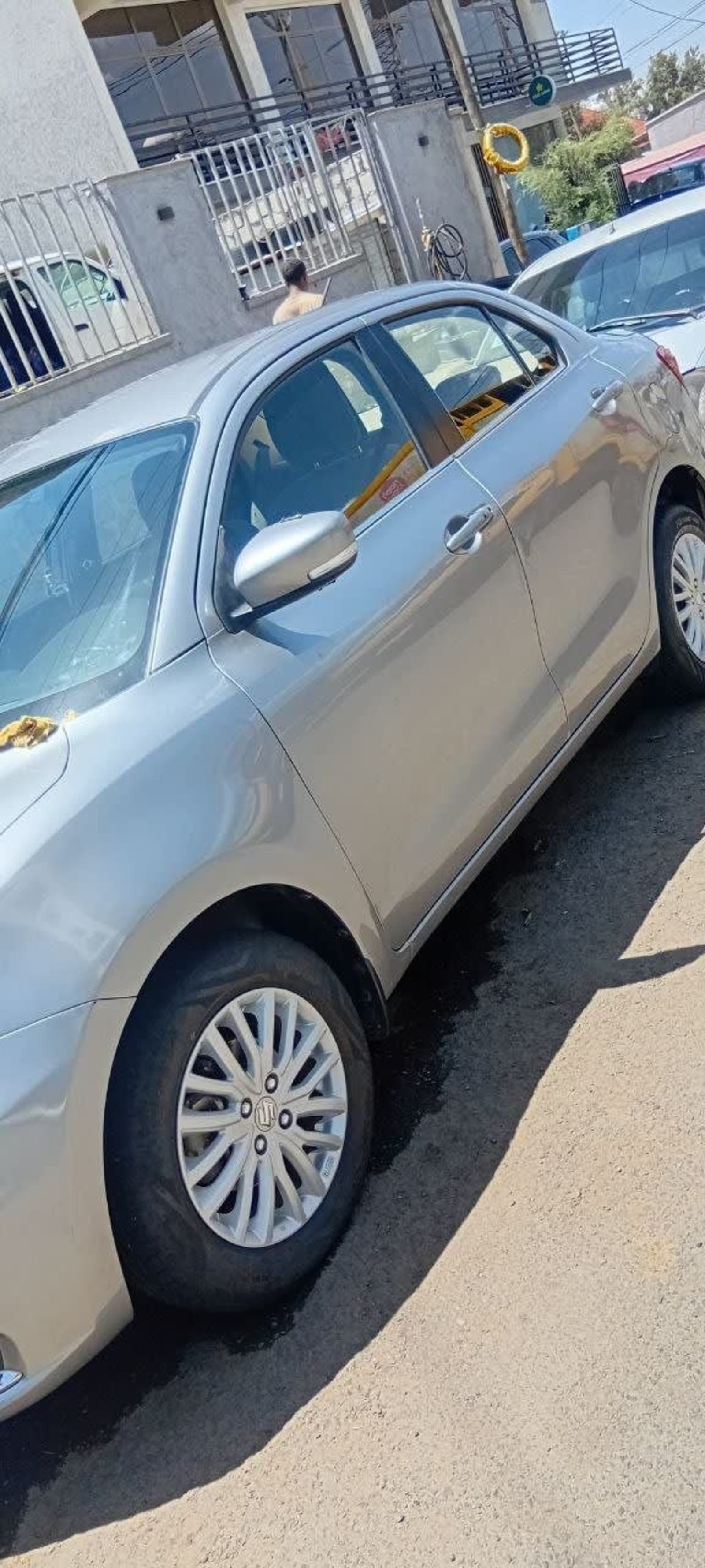 2021 Suzuki Dzire — photo 2