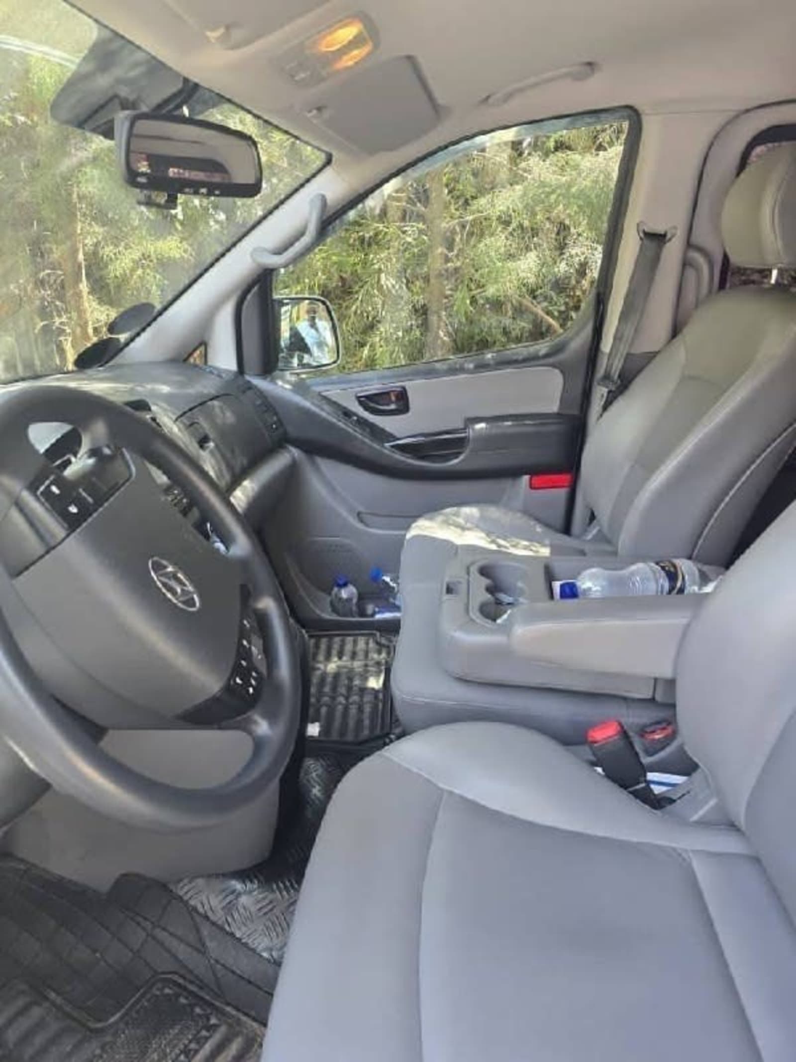 2012 Hyundai Grand Starex — photo 2