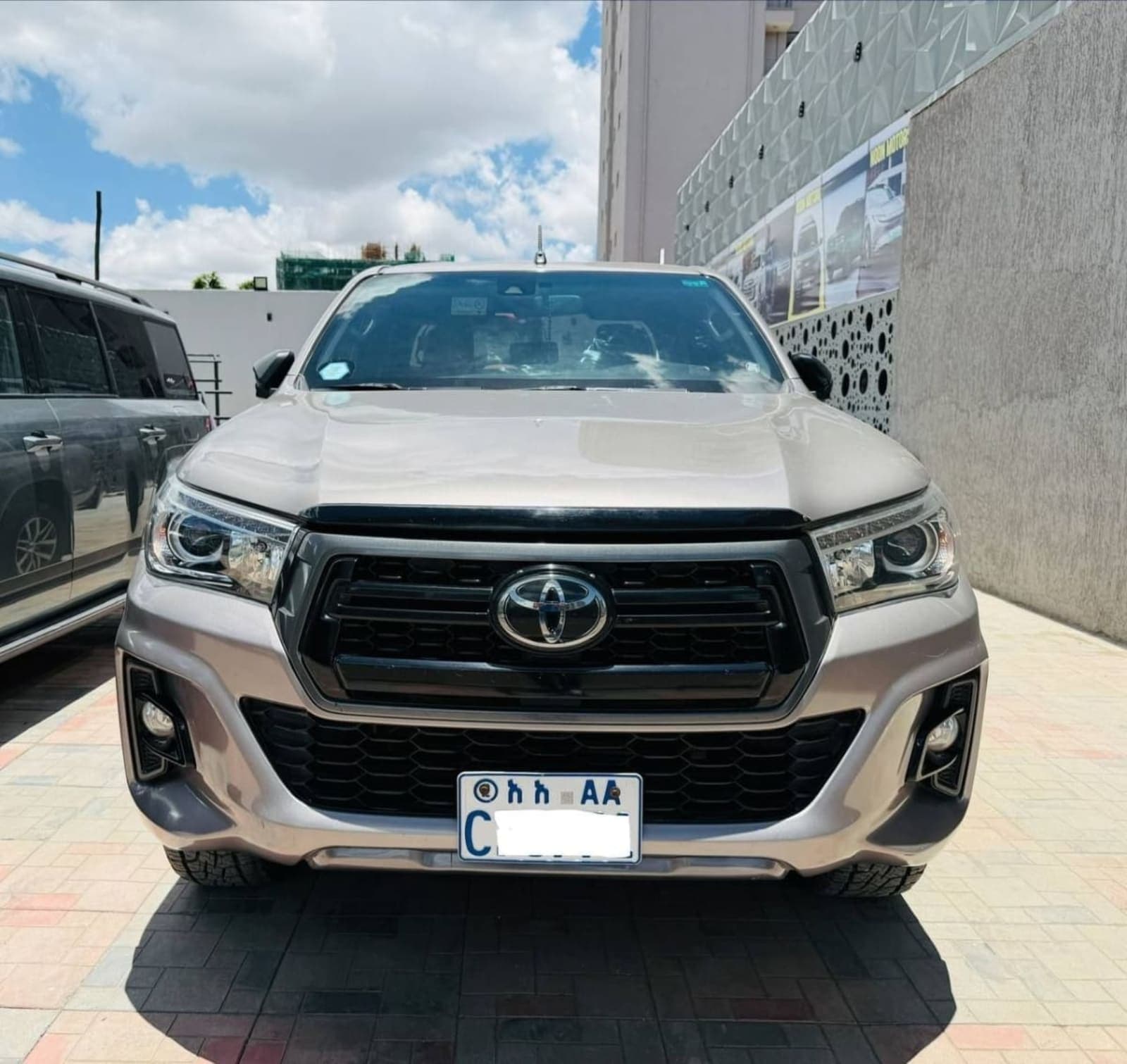 2020 Toyota Hilux revolution — photo 7