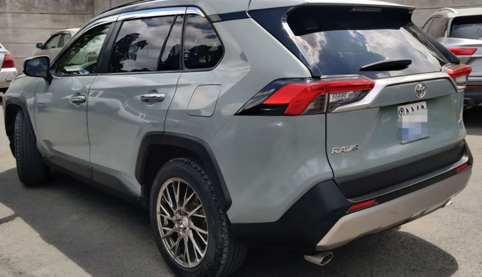 2020 Toyota Rav4 — photo 6