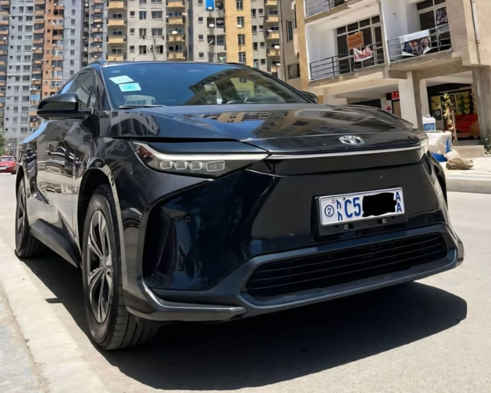 2023 Toyota BZ4X EV — photo 5