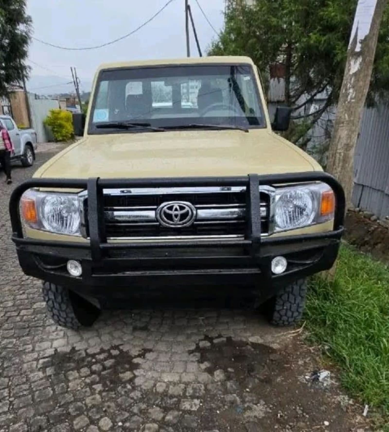 2002 Toyota Land-cruiser — photo 2