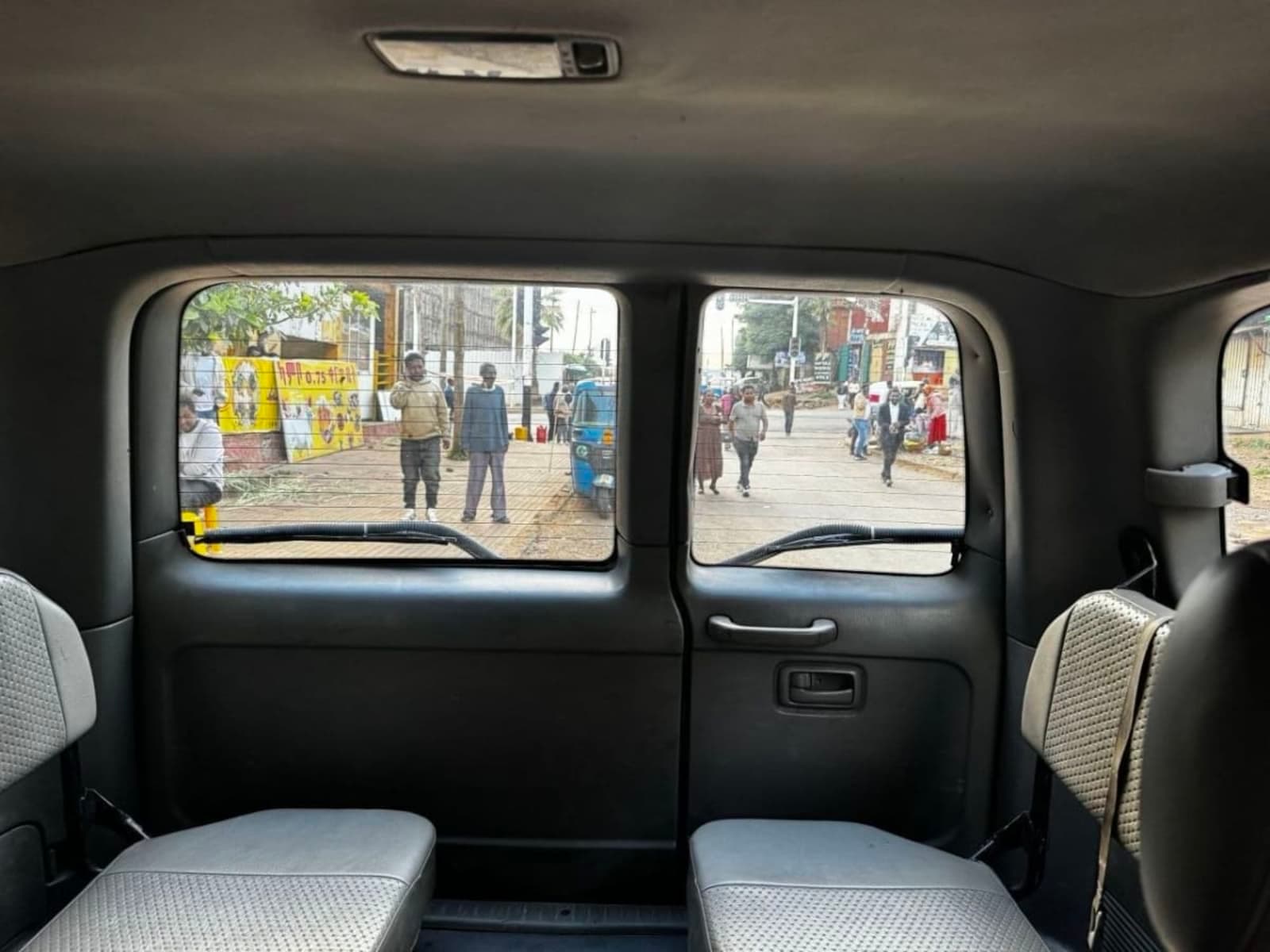 2005 Toyota Land Cruiser 105 — photo 3