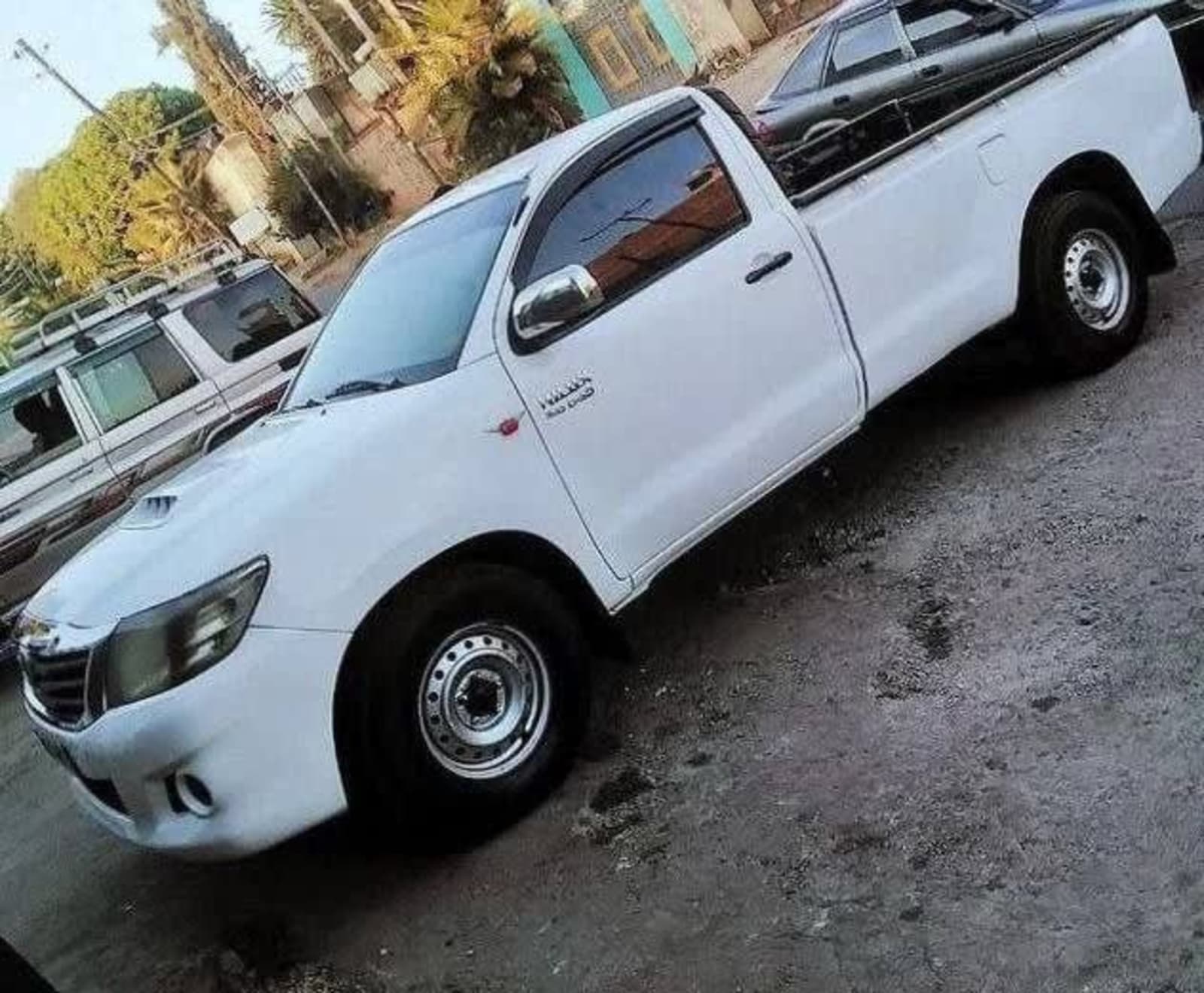 2011 Toyota Hilux King Cab — photo 3
