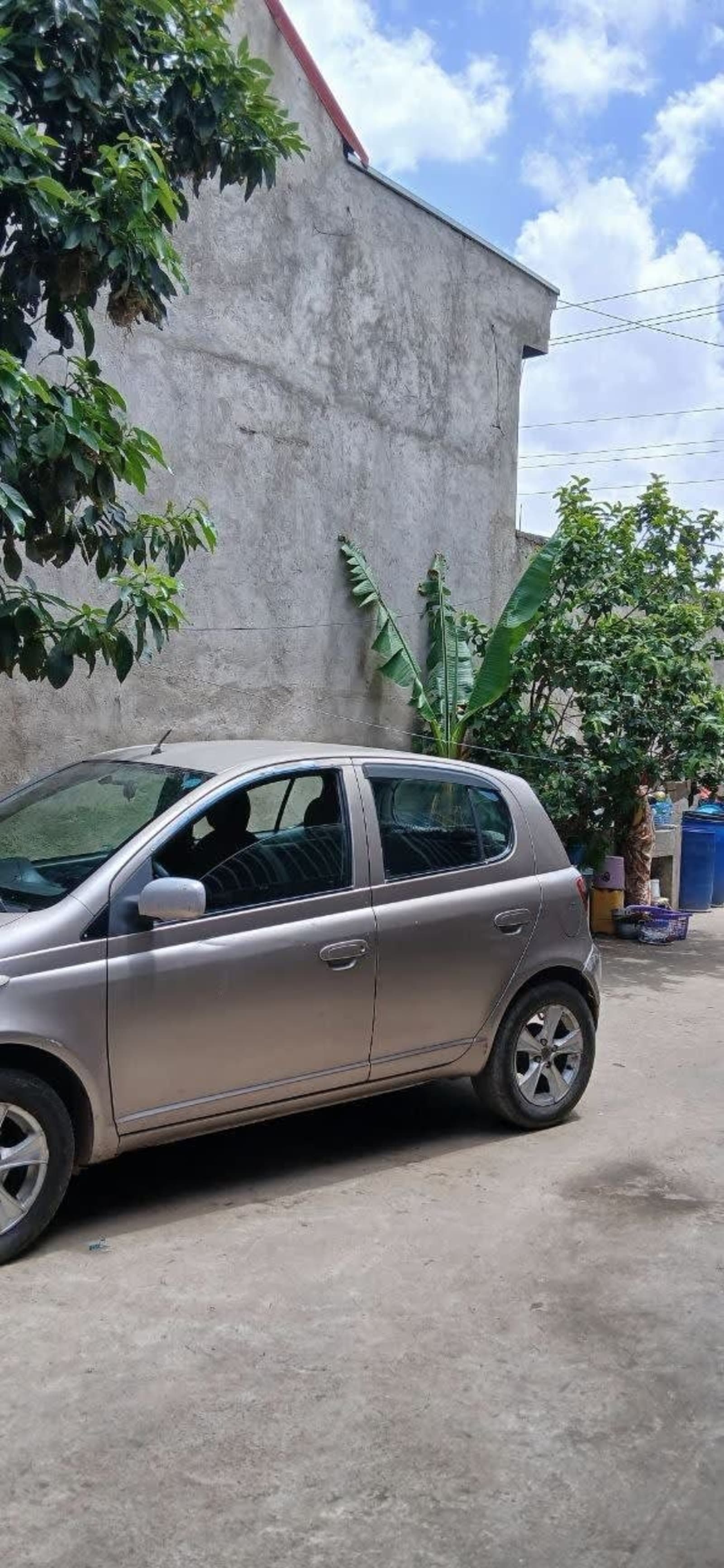 2001 Toyota Vitz — photo 5