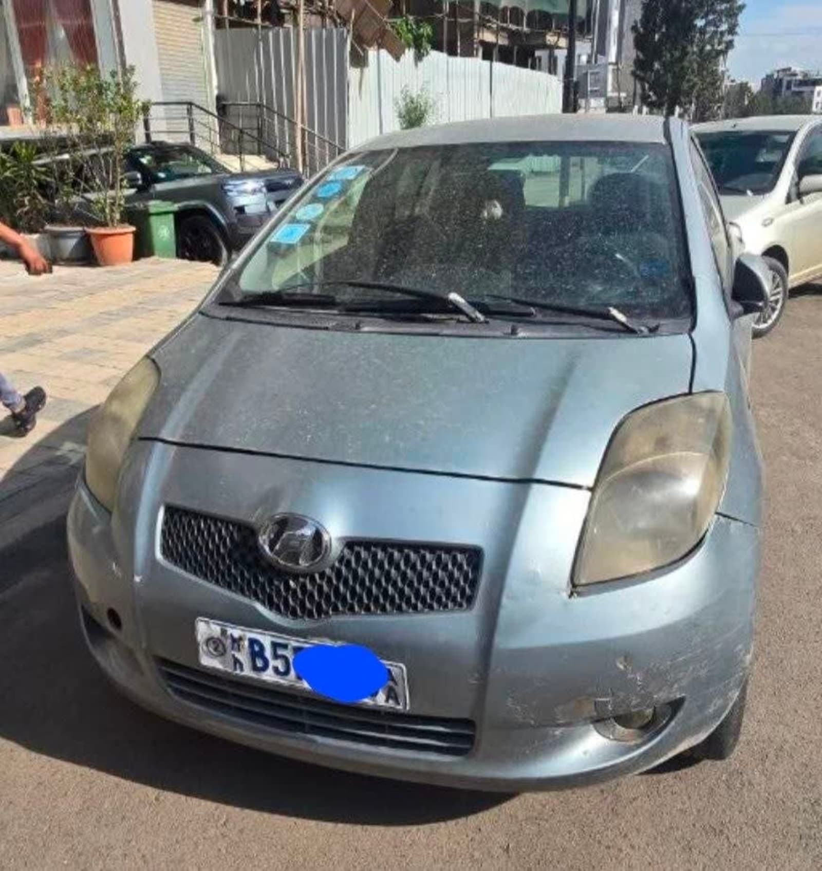 2007 Toyota Yaris compact — photo 2