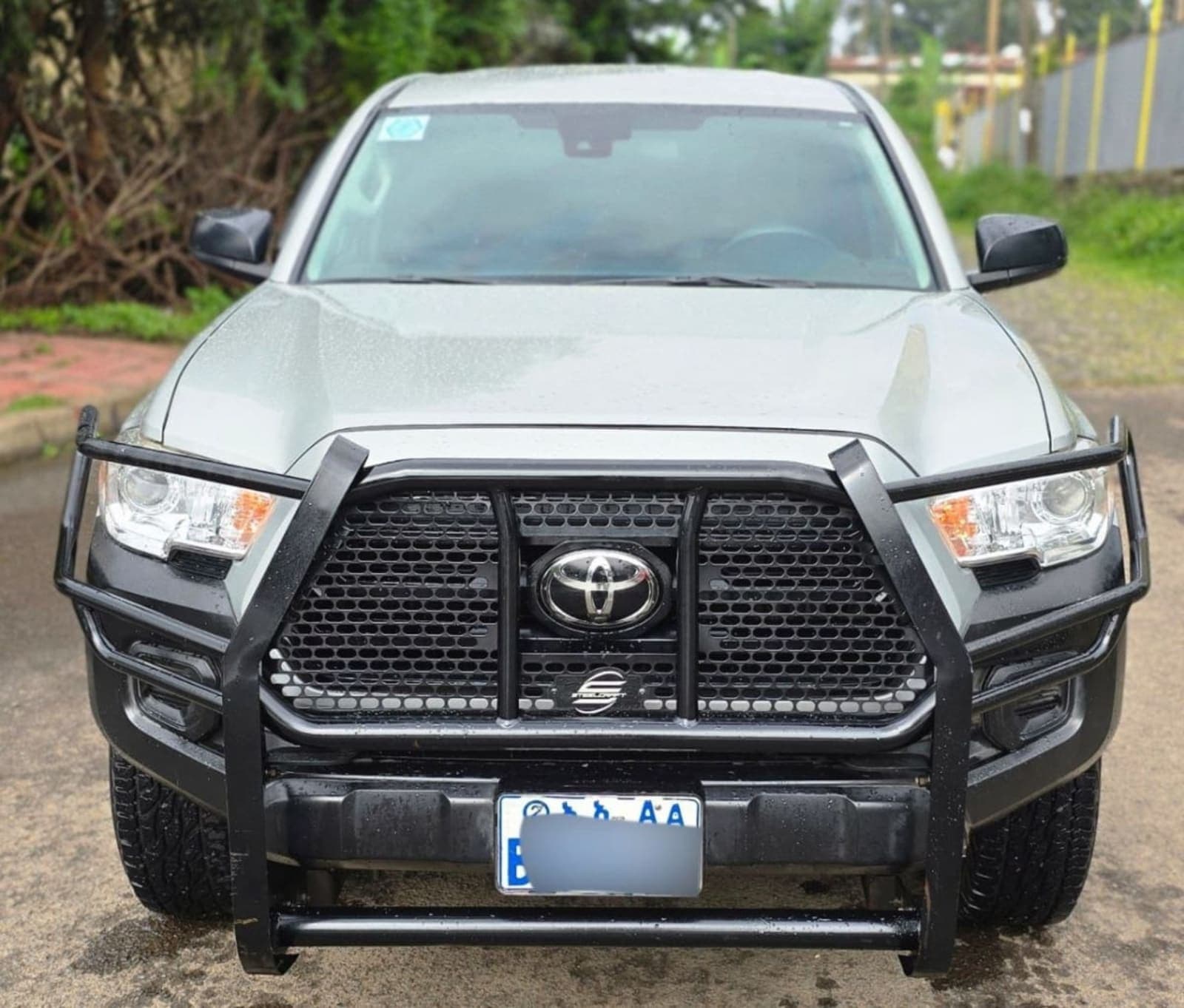 2020 TOYOTA TACOMA — photo 8