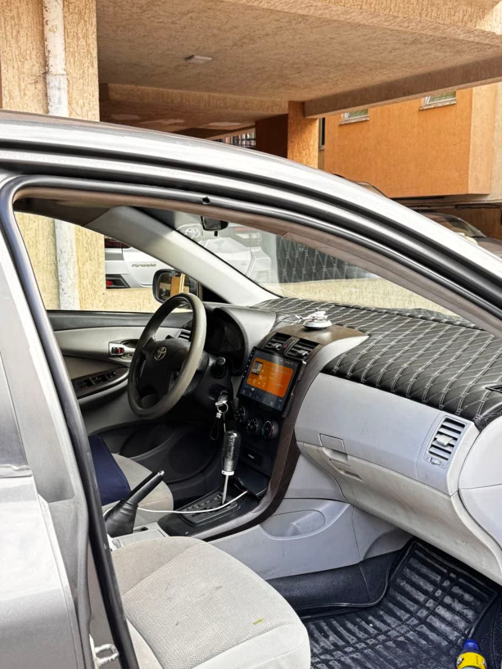 2012 Toyota Corolla — photo 3