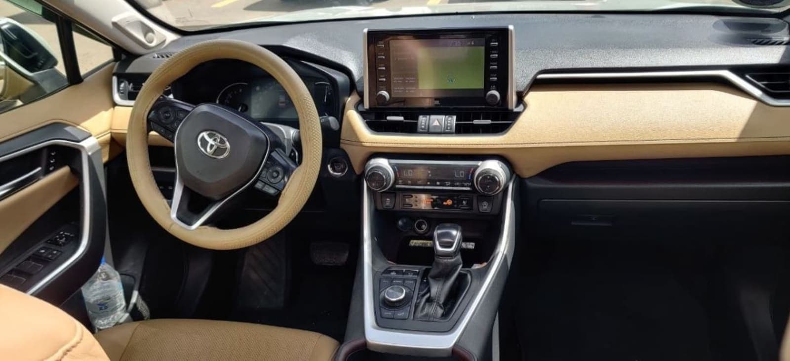 2020 Toyota Rav 4 — photo 2