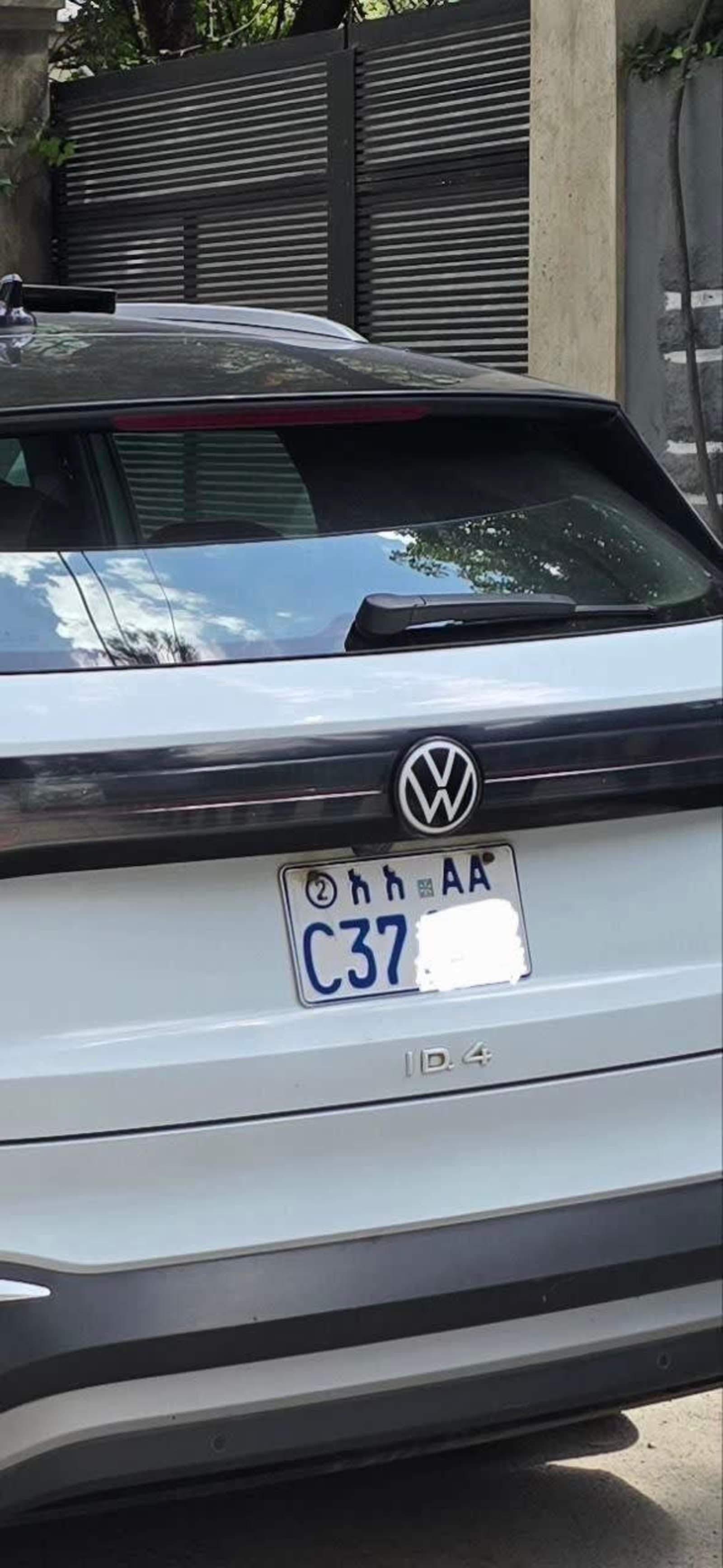 2022 Volkswagen ID.4 x Pro โ photo 2