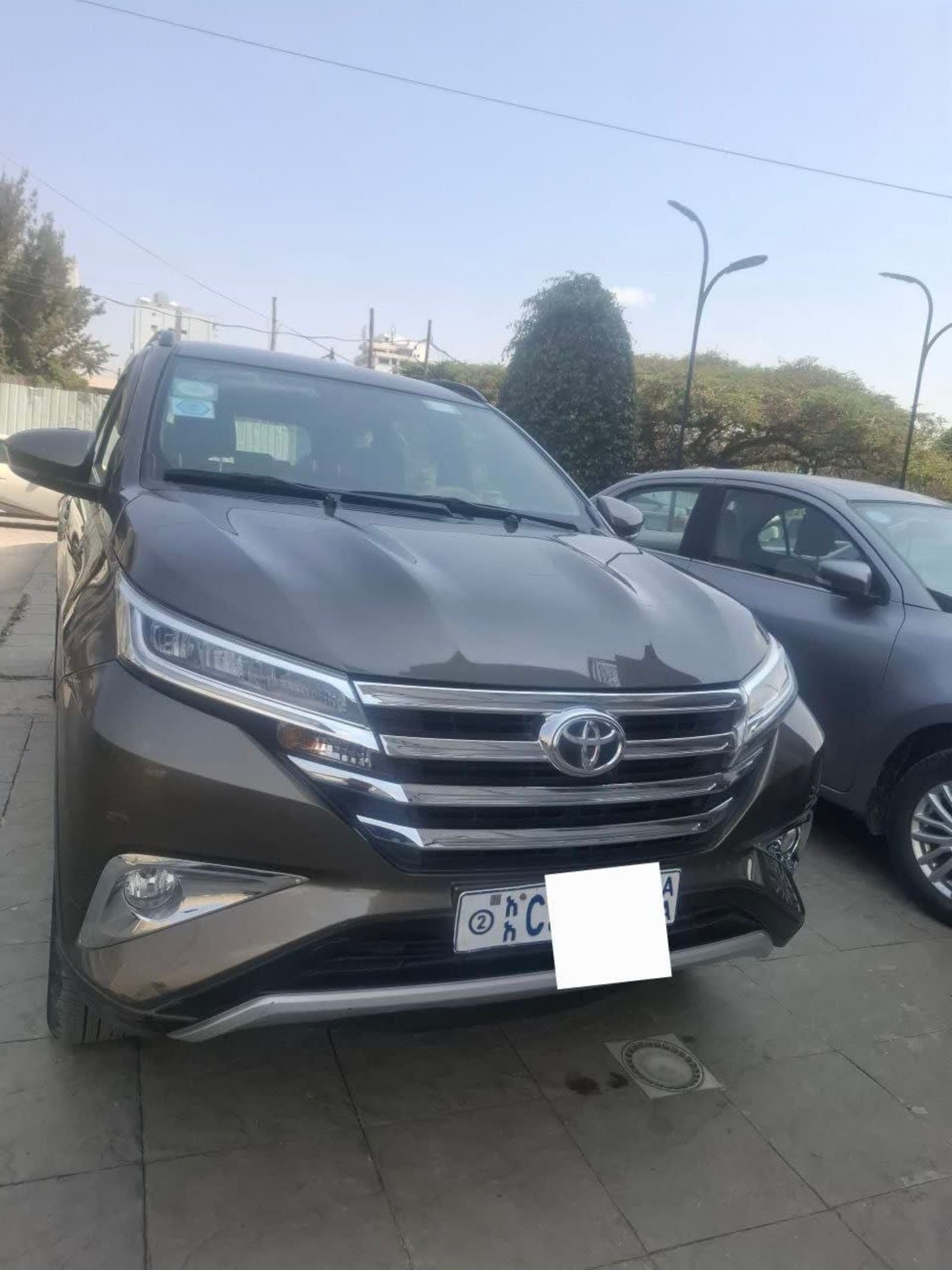 2023 Toyota Rush (G)