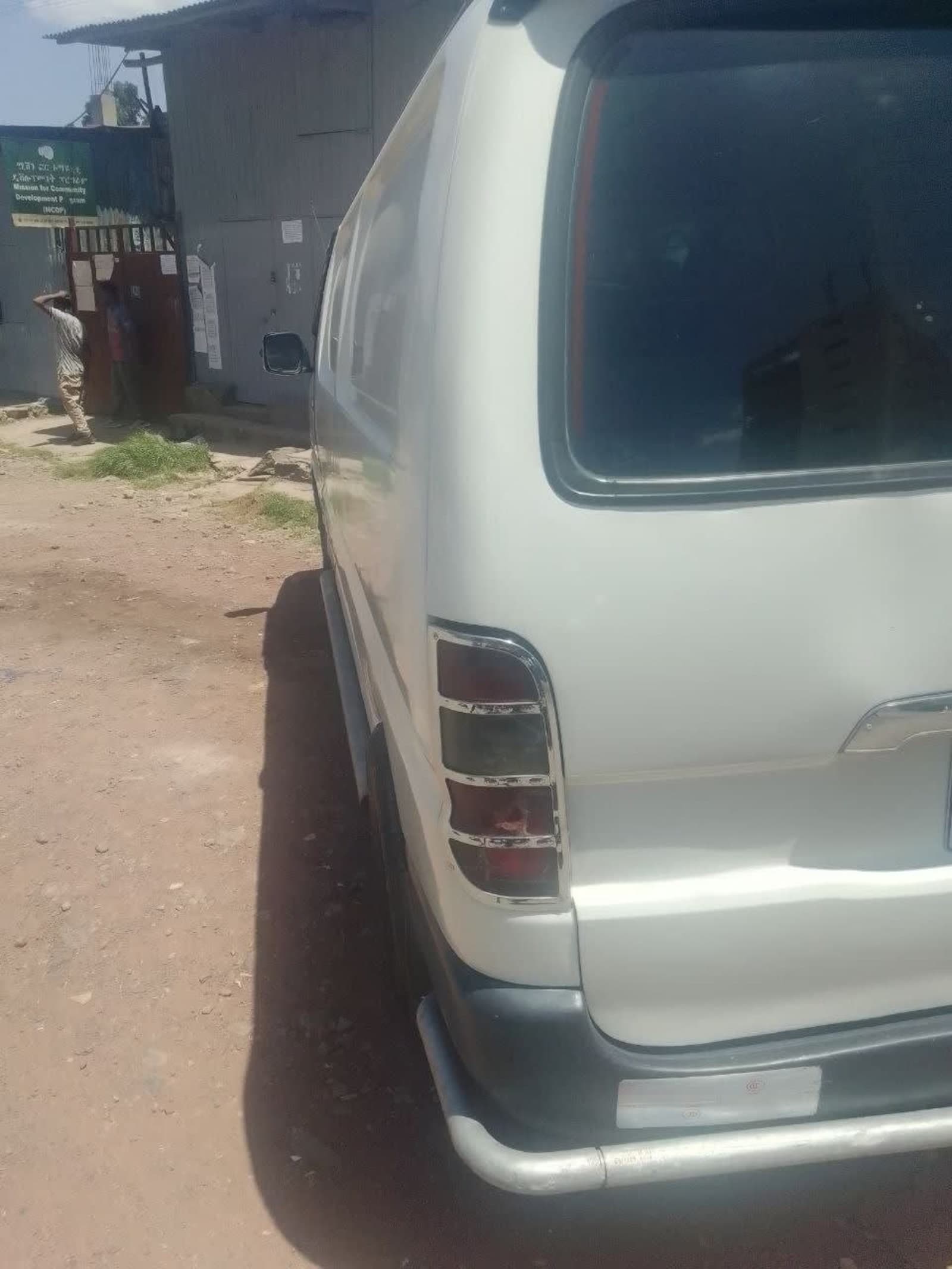2008 Shark full van โ photo 4