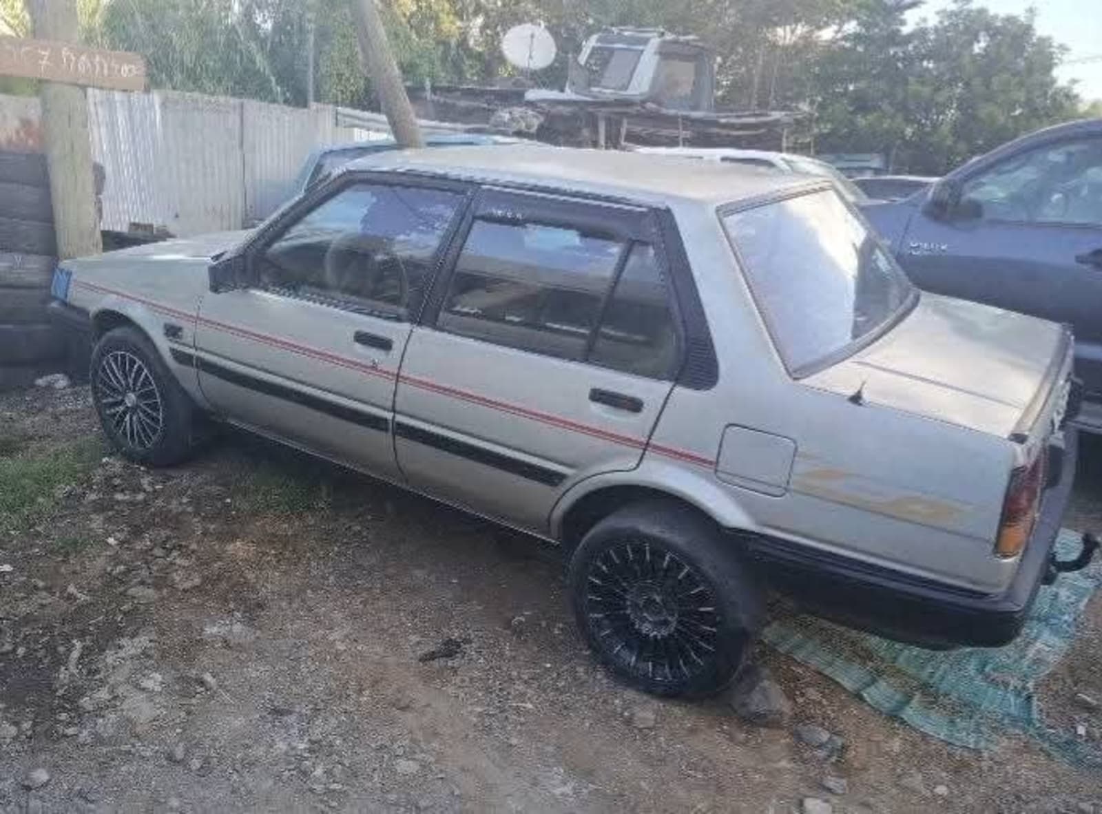 1987 Toyota DX — photo 3