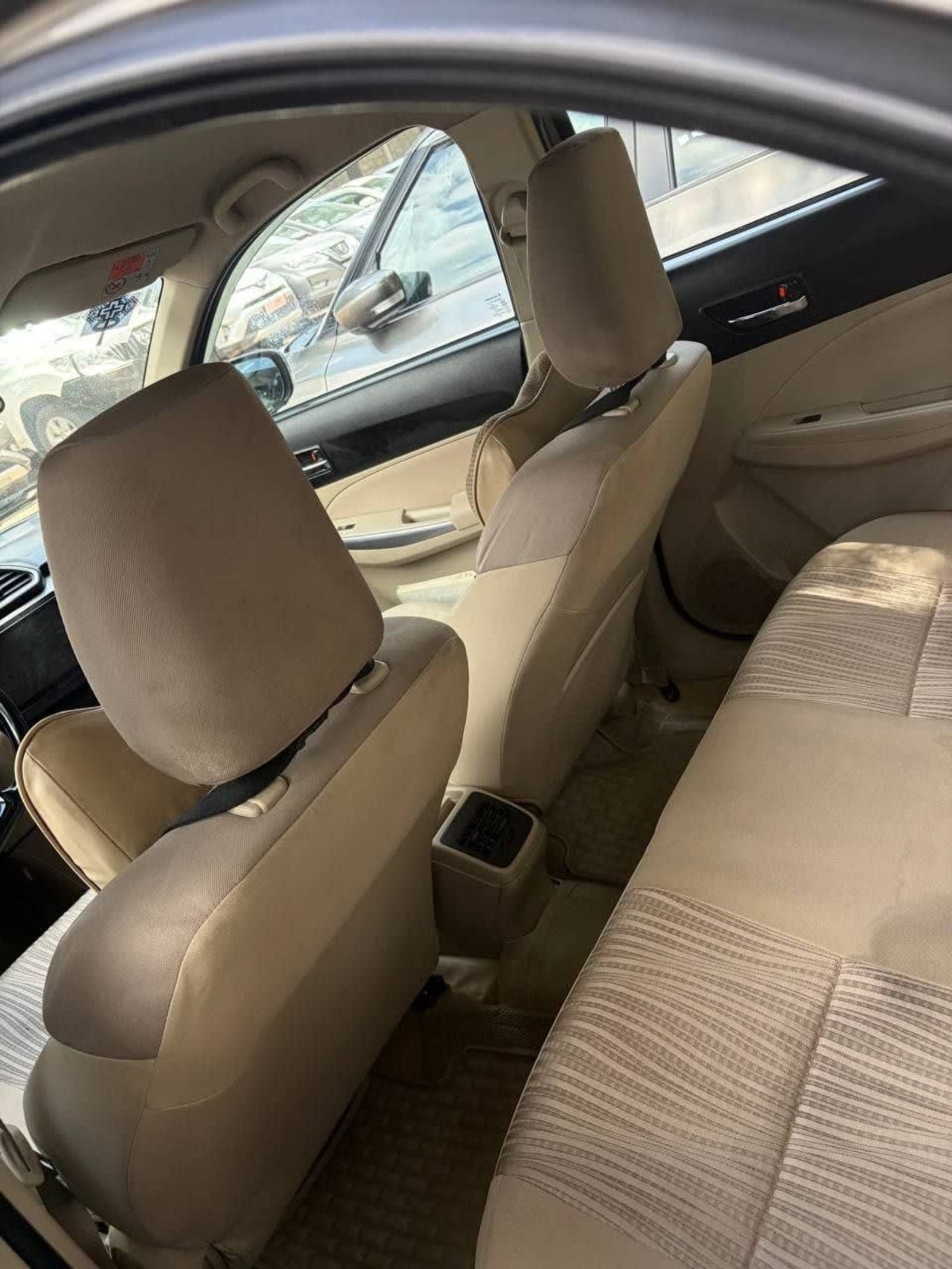 2022 Suzuki Dzire — photo 6