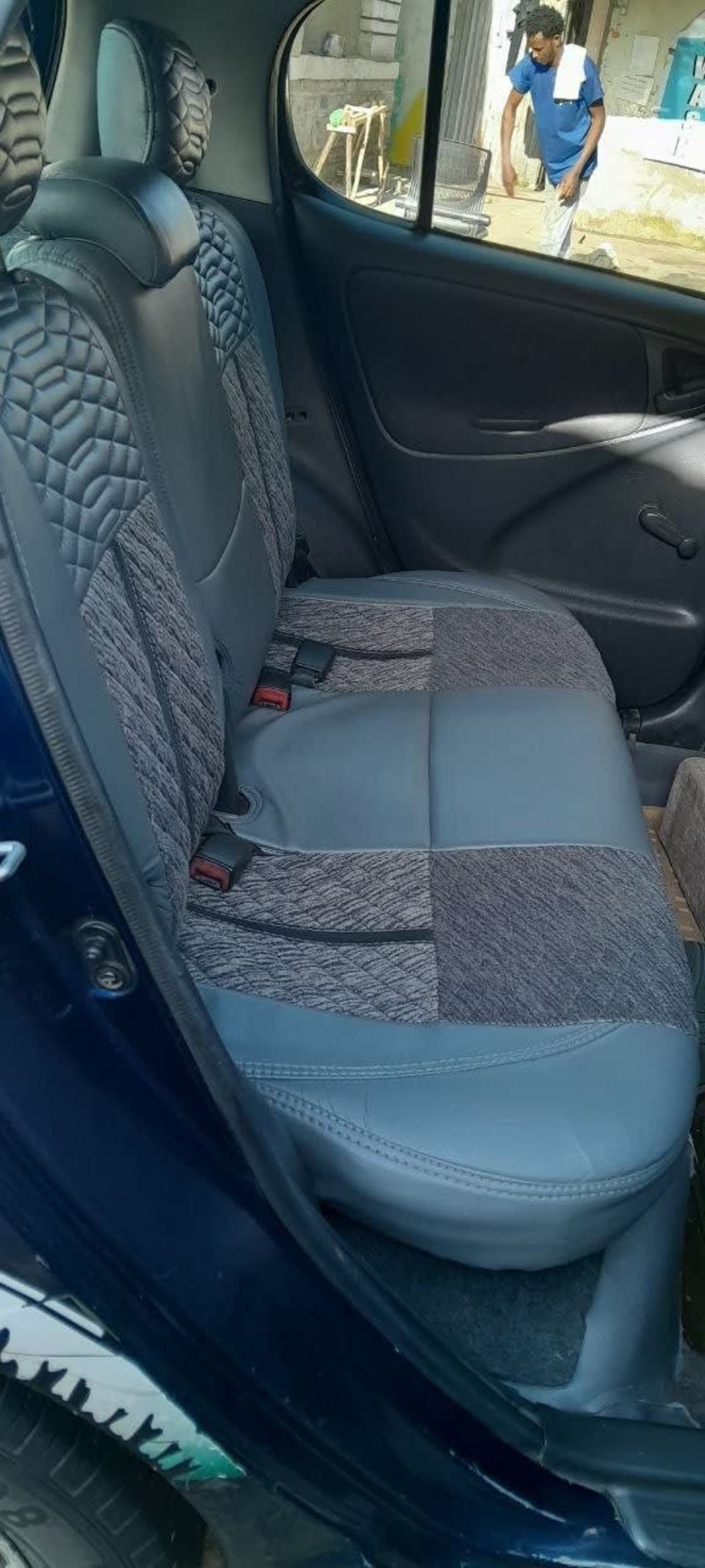 2001 Toyota Vitz Yaris — photo 5