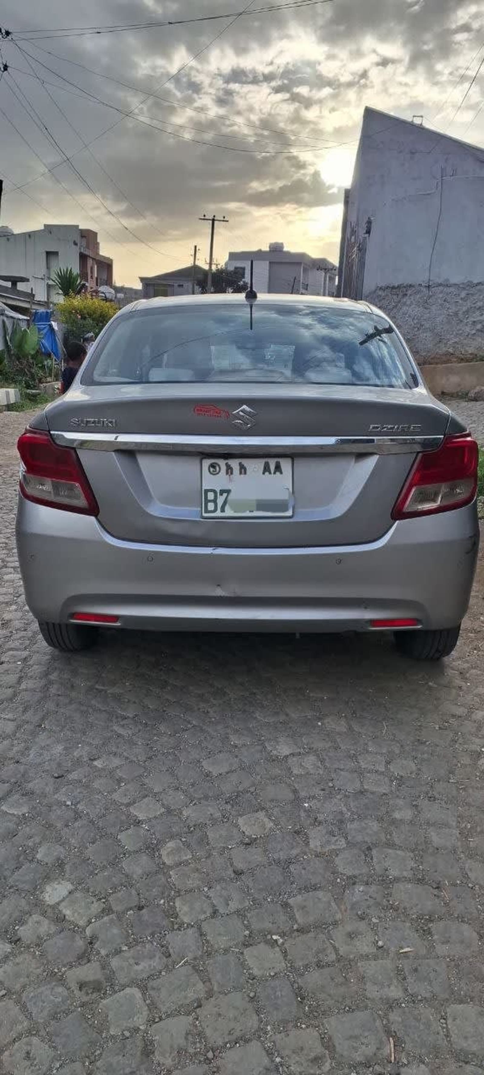 2021 Suzuki Dzire — photo 2