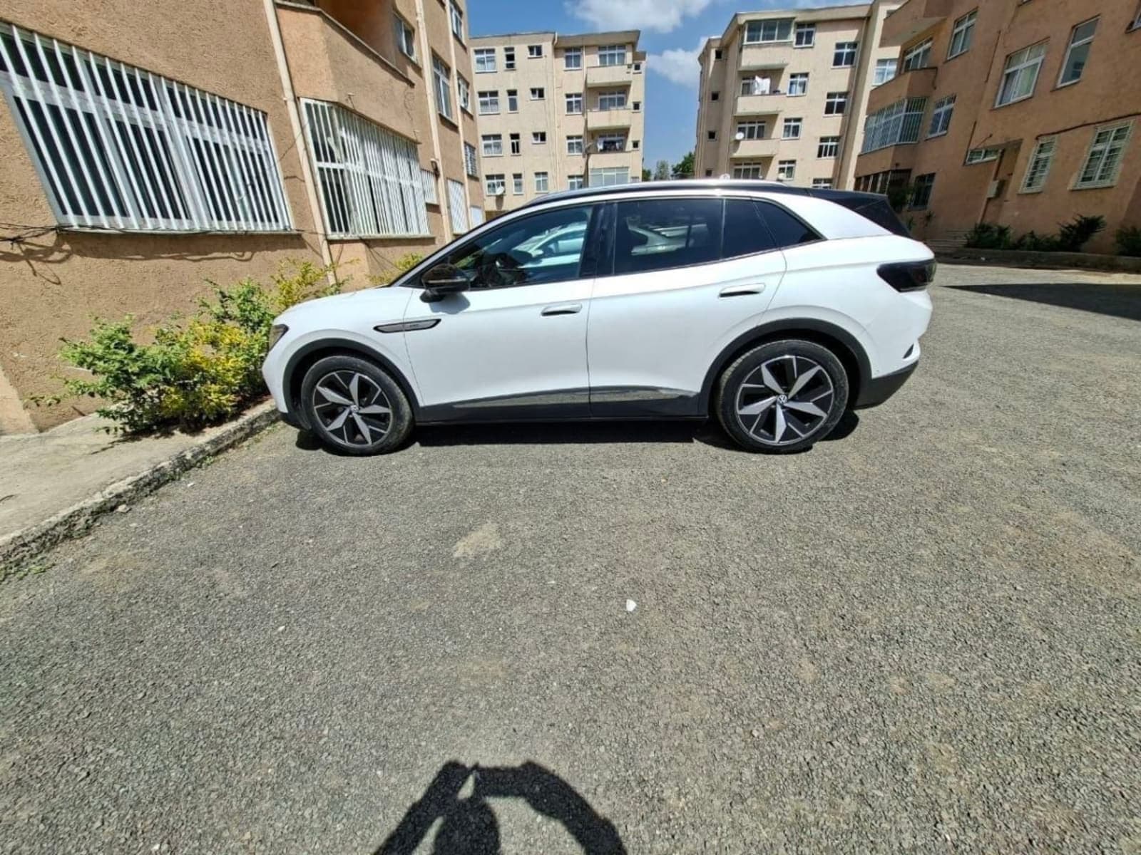 2022 Volkswagen ID.4 Crozz Pro — photo 5