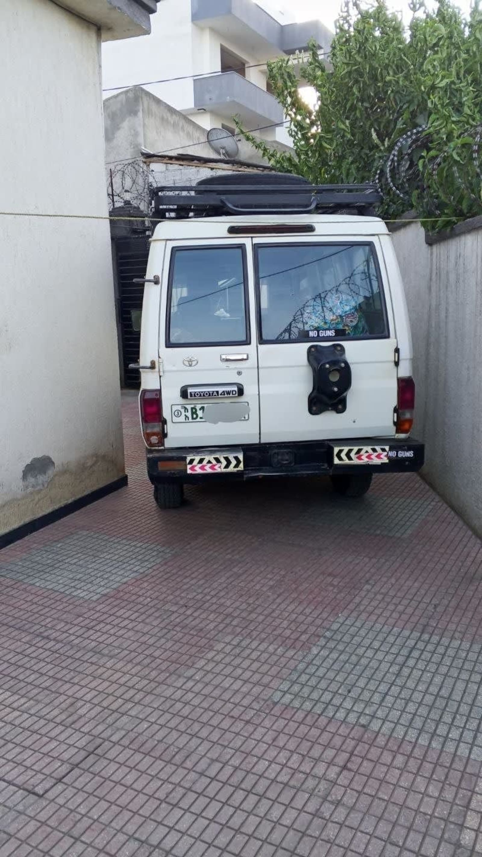 2009 Toyota Long Base — photo 3