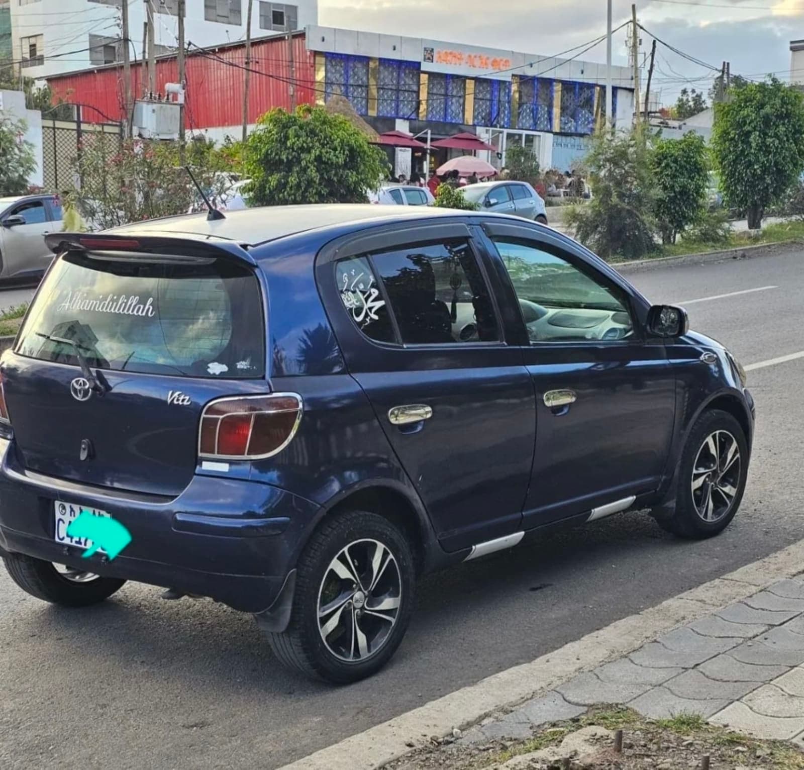 2004 Toyota Vitz — photo 3