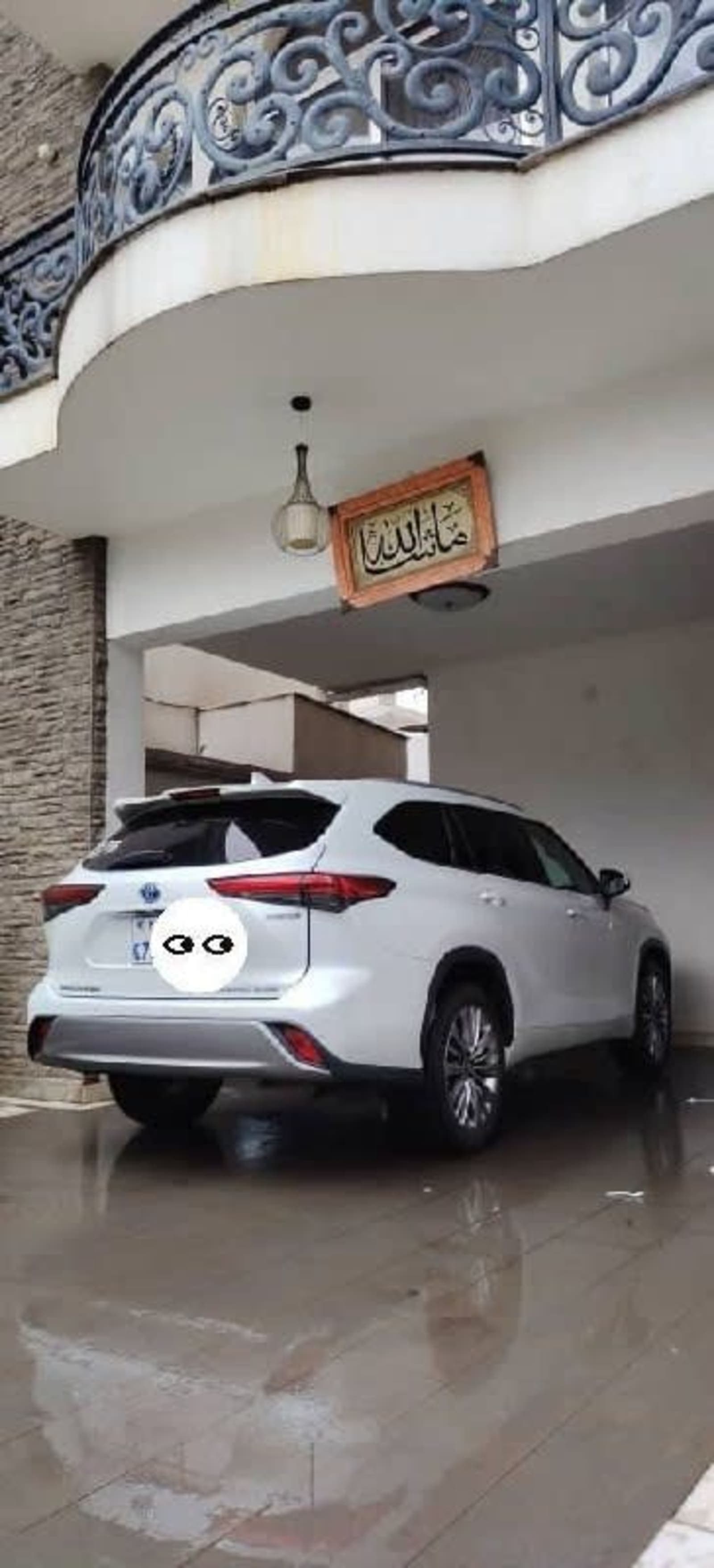 2024 Toyota Highlander Hybrid Limited — photo 2