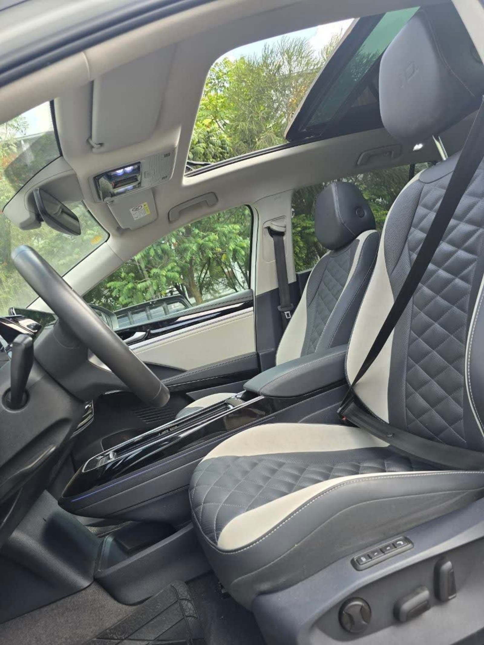 2024 Volkswagen ID.6 Crozz Pro EV — photo 6