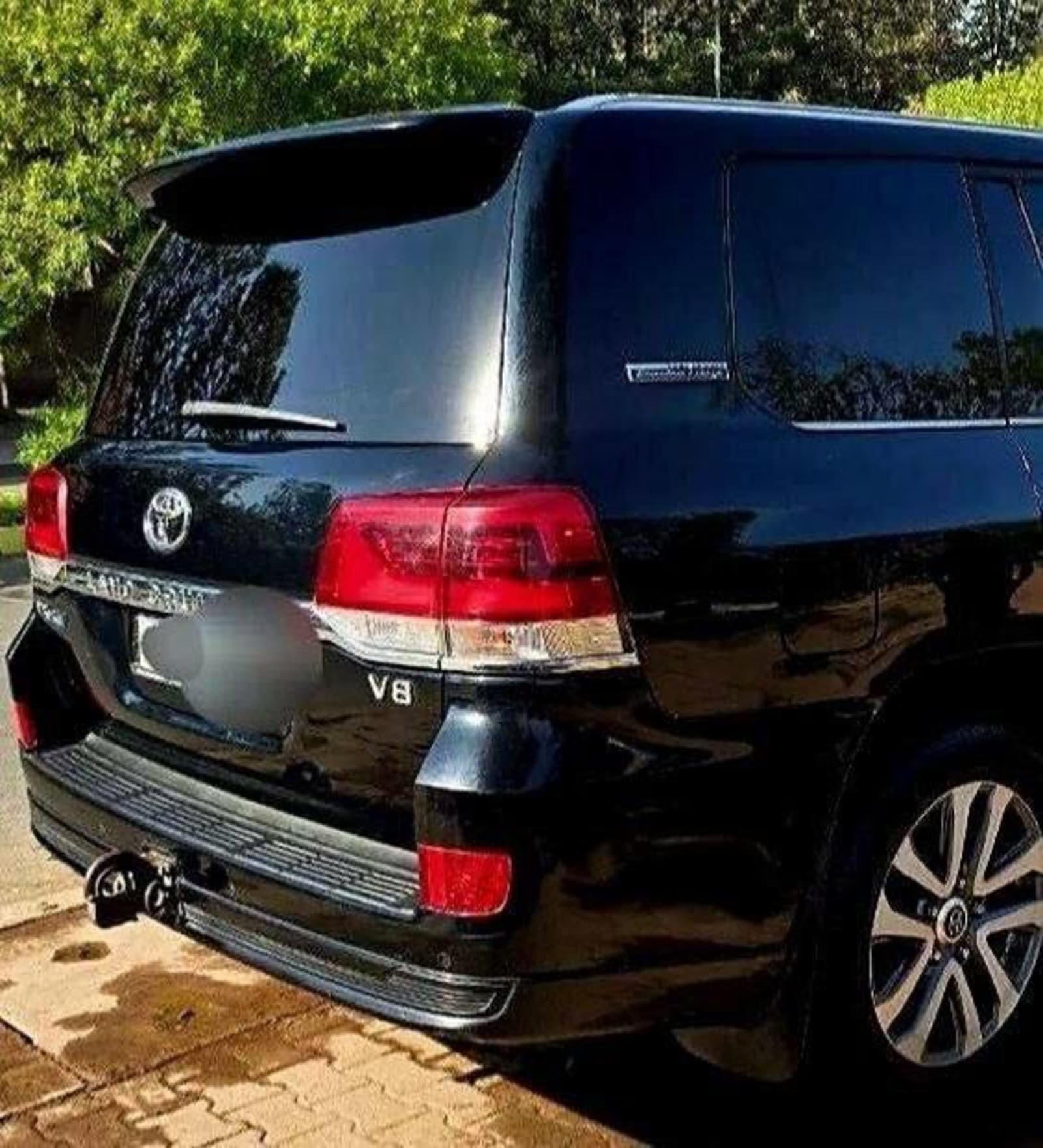 2019 Toyota Landcruiser V8 VXR+ Executive Lounge — photo 3