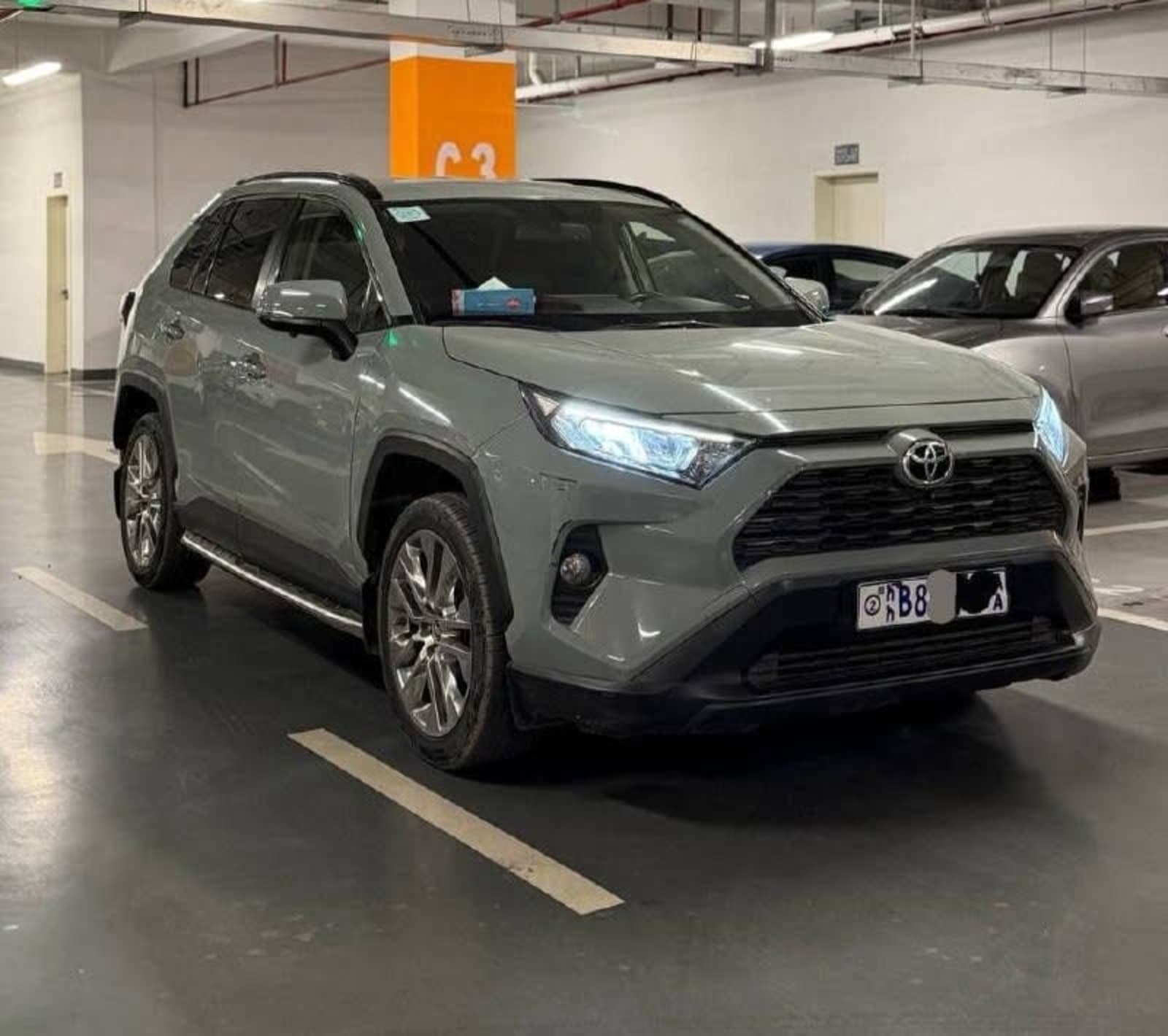2020 Toyota Rav4 — photo 4