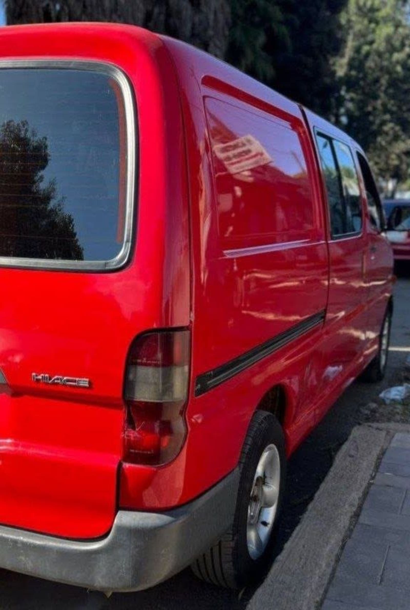 2003 Toyota Dolphin D4D — photo 2