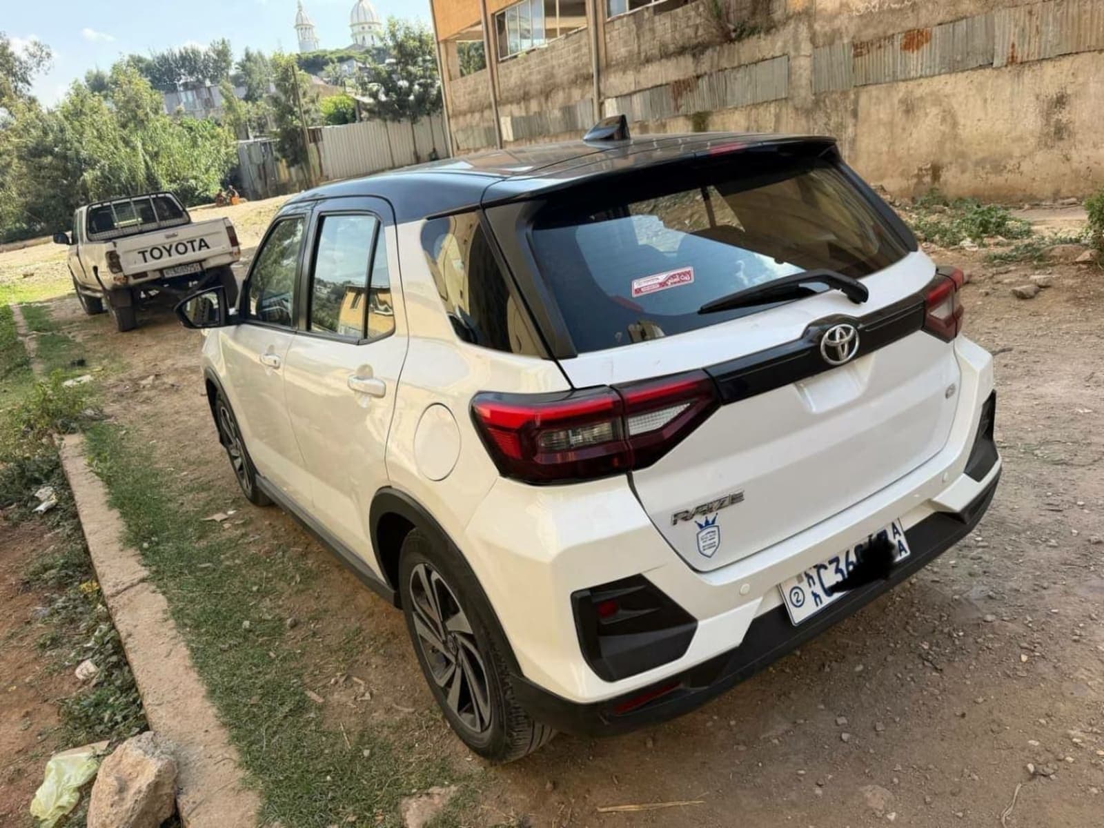 2023 Toyota Raize — photo 2