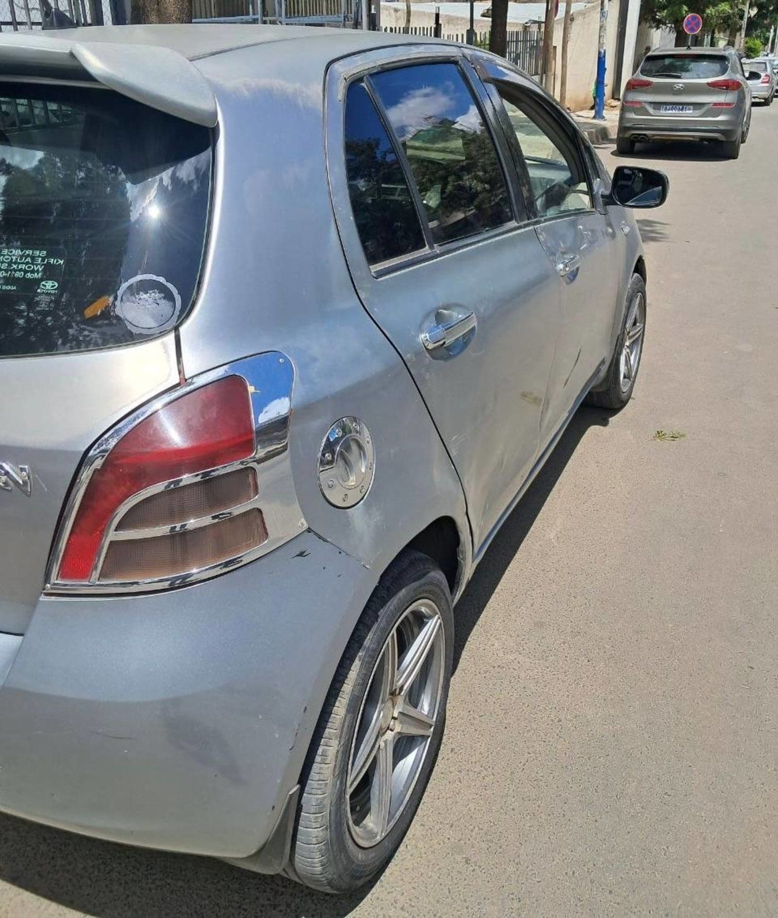 2007 Toyota Yaris Compact — photo 4