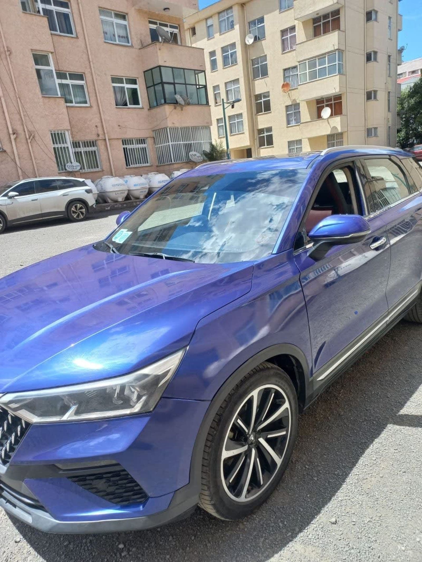 2022 FAW Bestune T77 — photo 7
