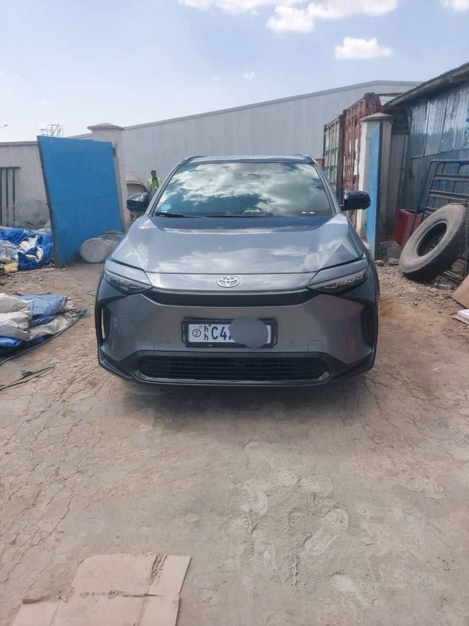 2023 Toyota BZ4X EV — photo 4