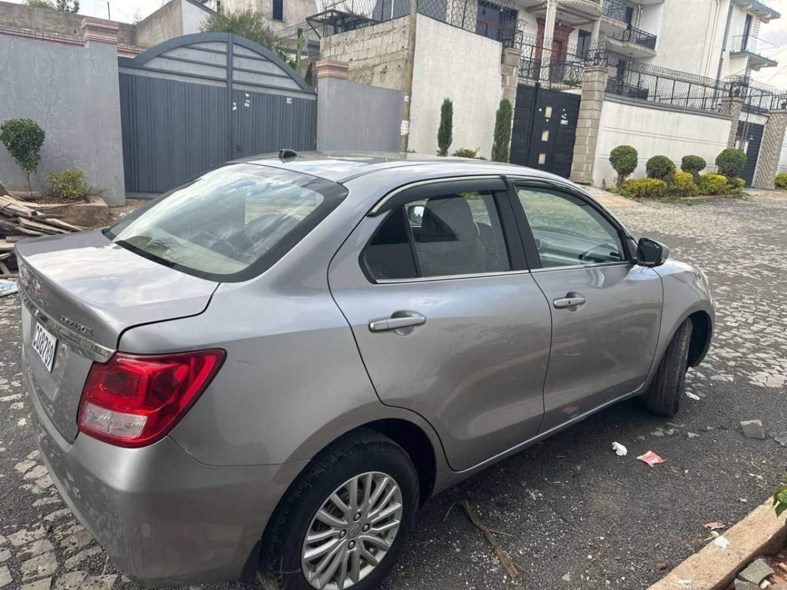 2022 Suzuki Dzire — photo 2