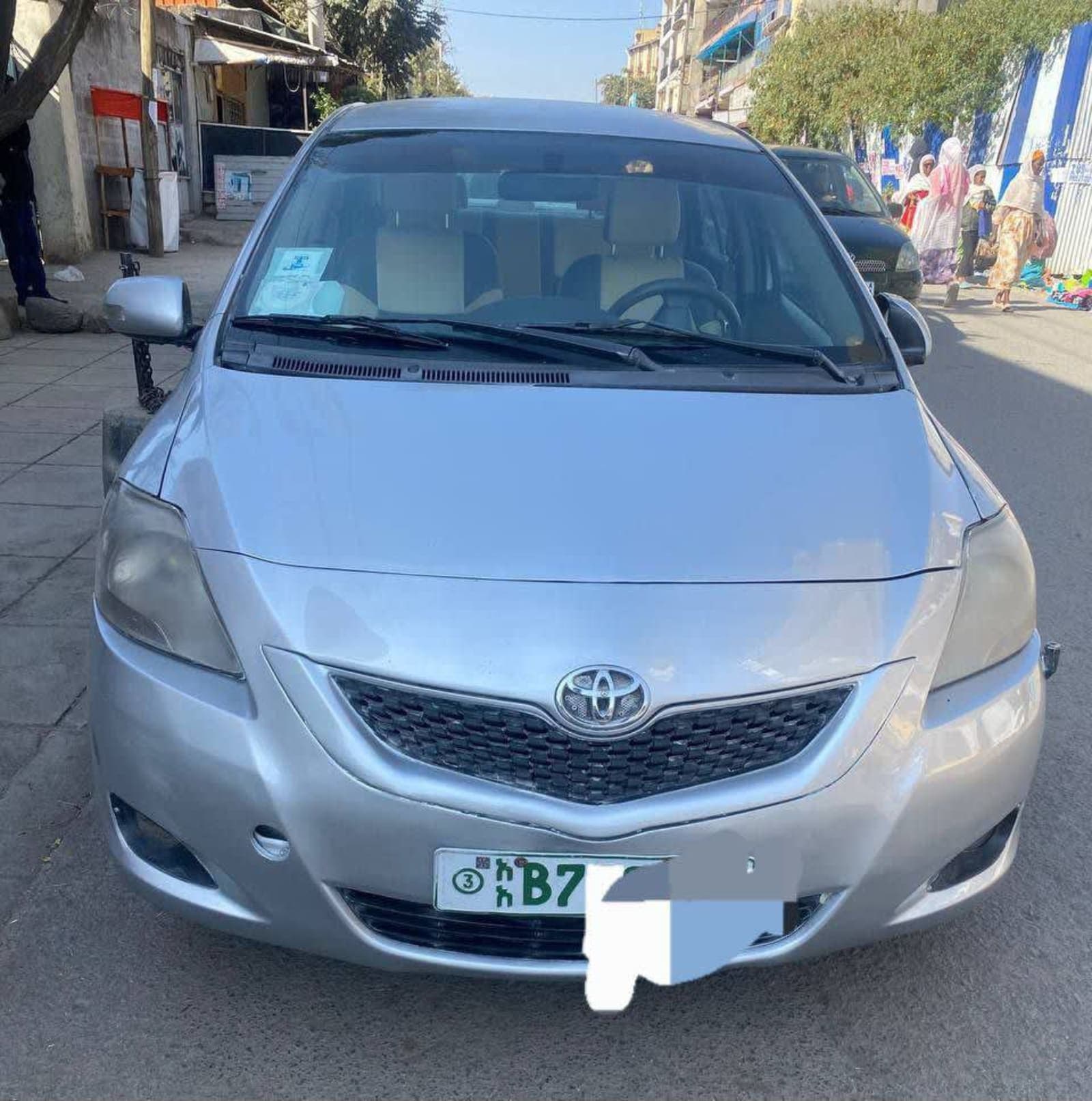2010 Toyota Yaris Belta — photo 5