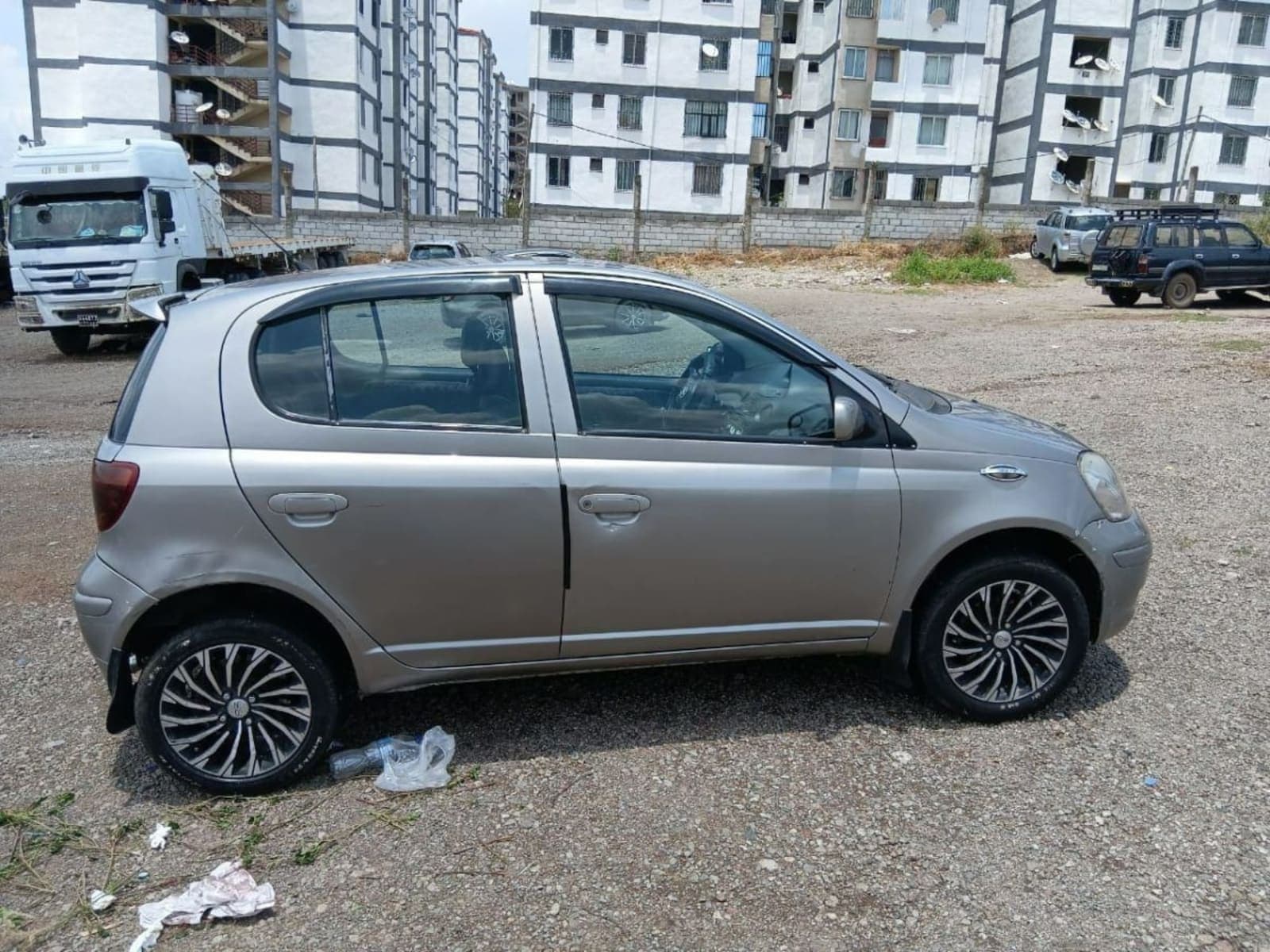 2003 Toyota Vitz Yaris — photo 5