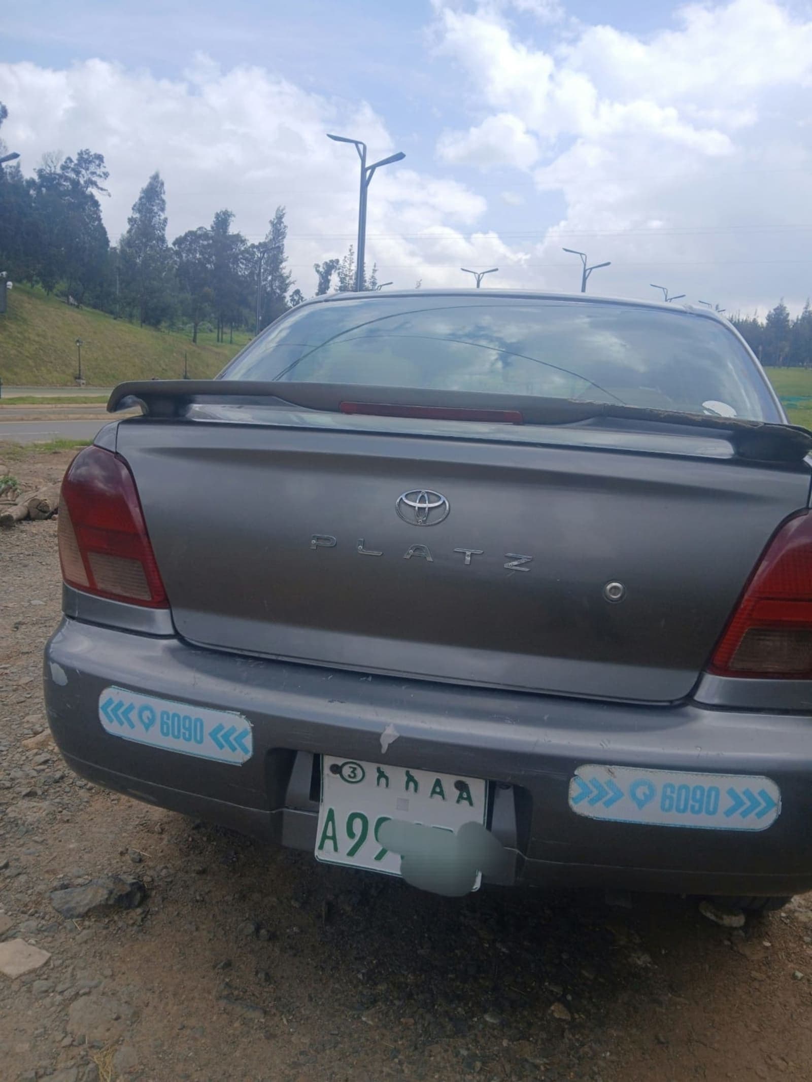 2001 Toyota platz — photo 5