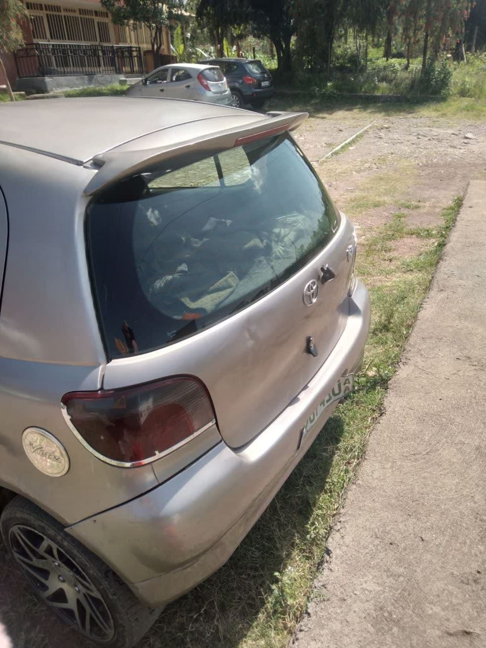 2001 Toyota Vitz — photo 3