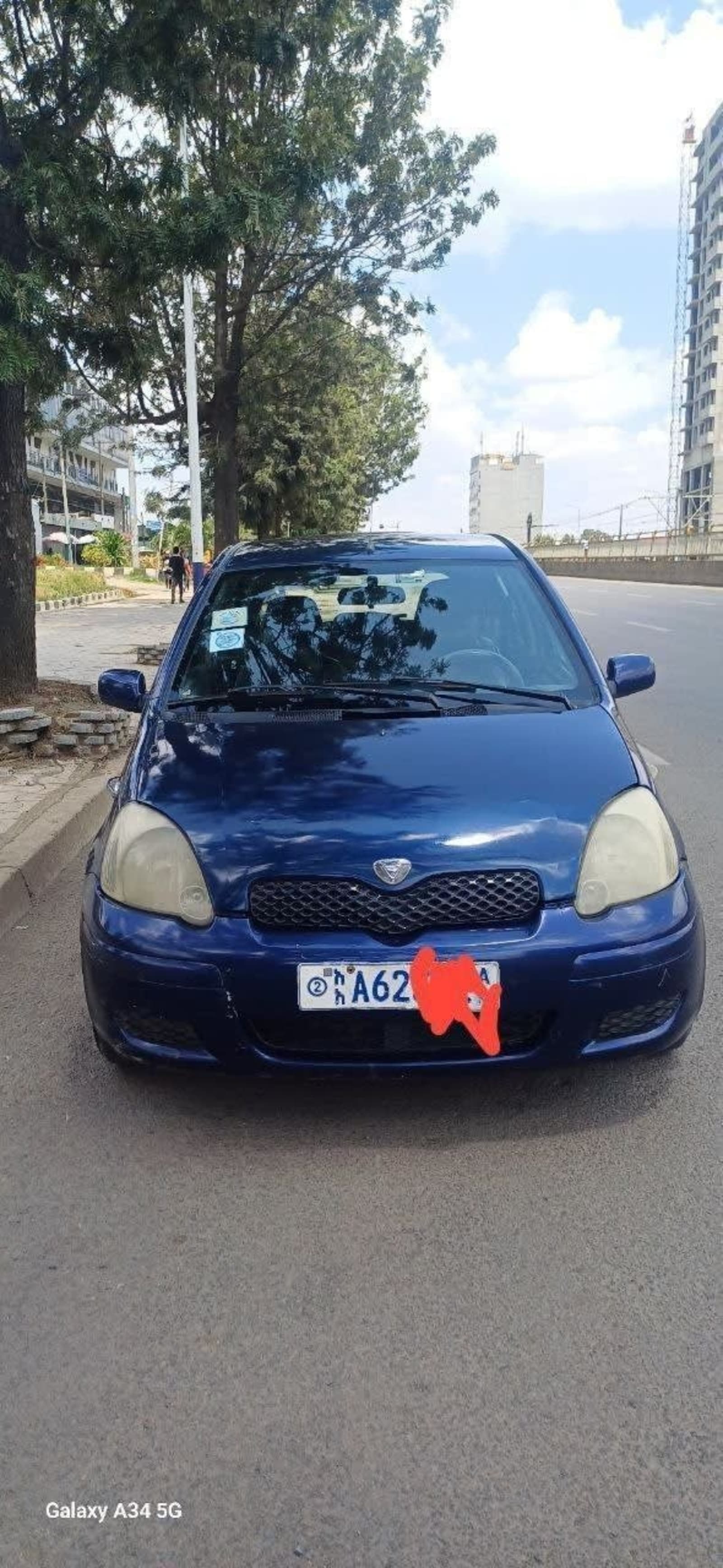 2001 Toyota Vitz — photo 4