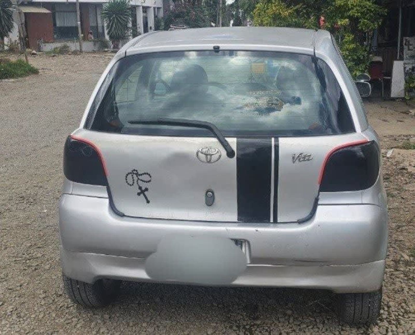 2001 Toyota Vitz — photo 3
