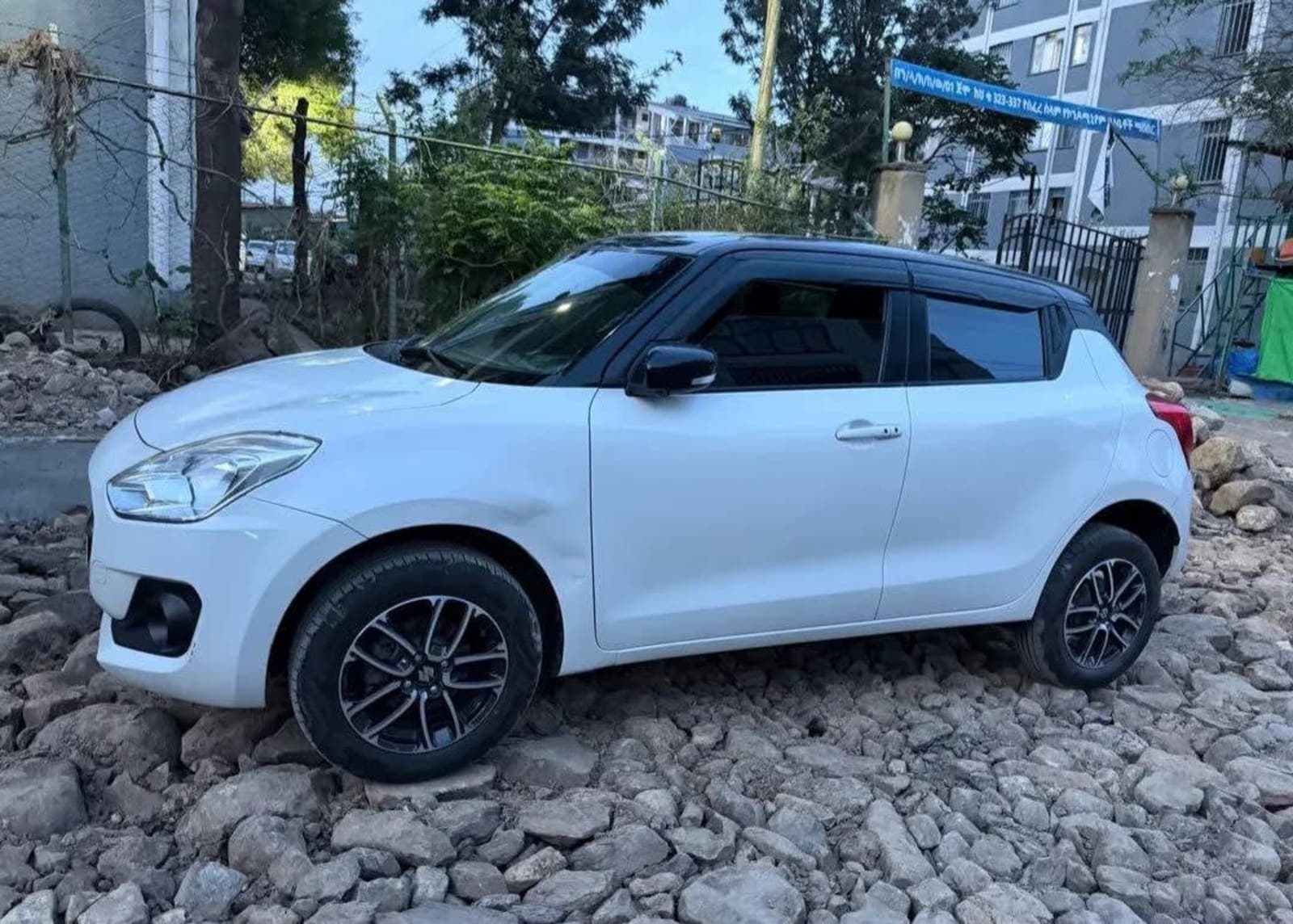 2022 Suzuki Swift — photo 4