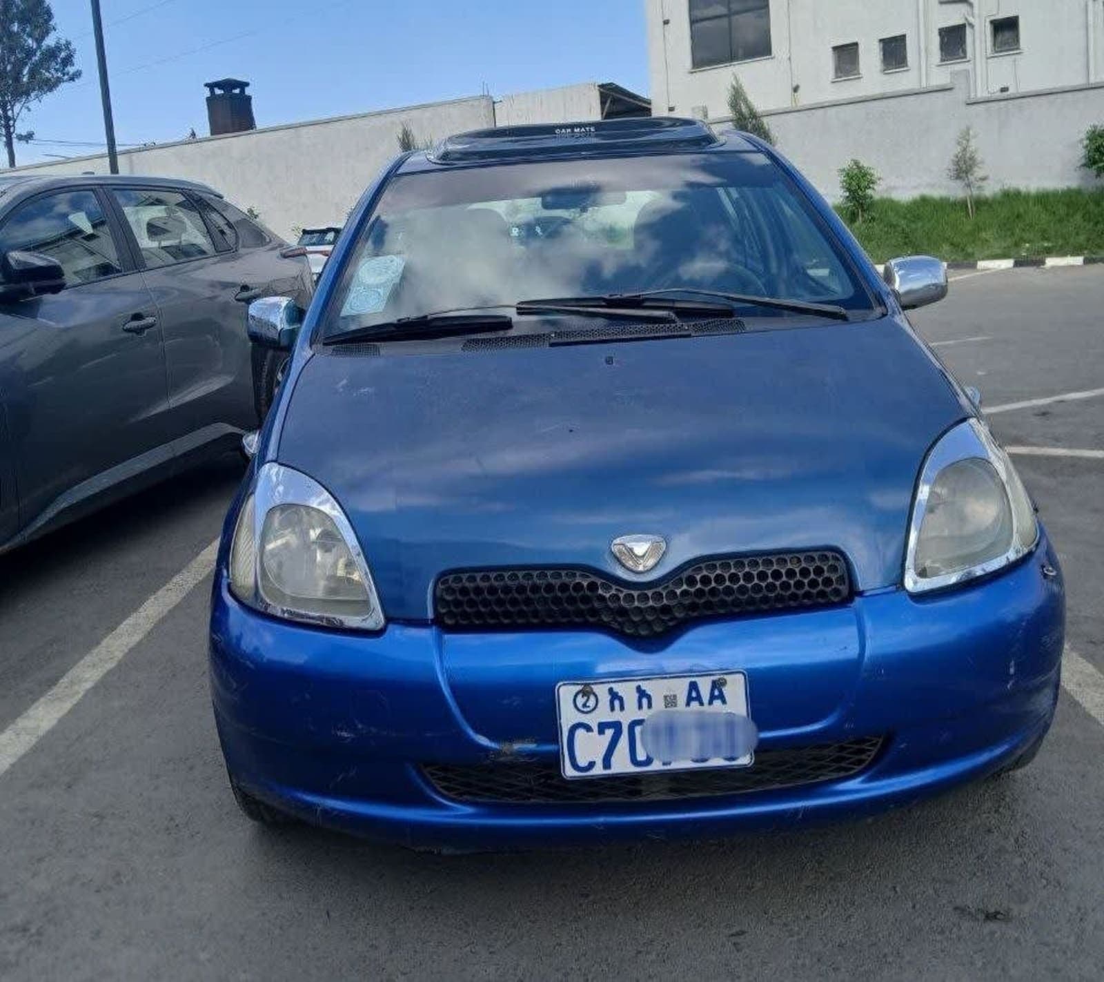 2001 Toyota Vitz — photo 5